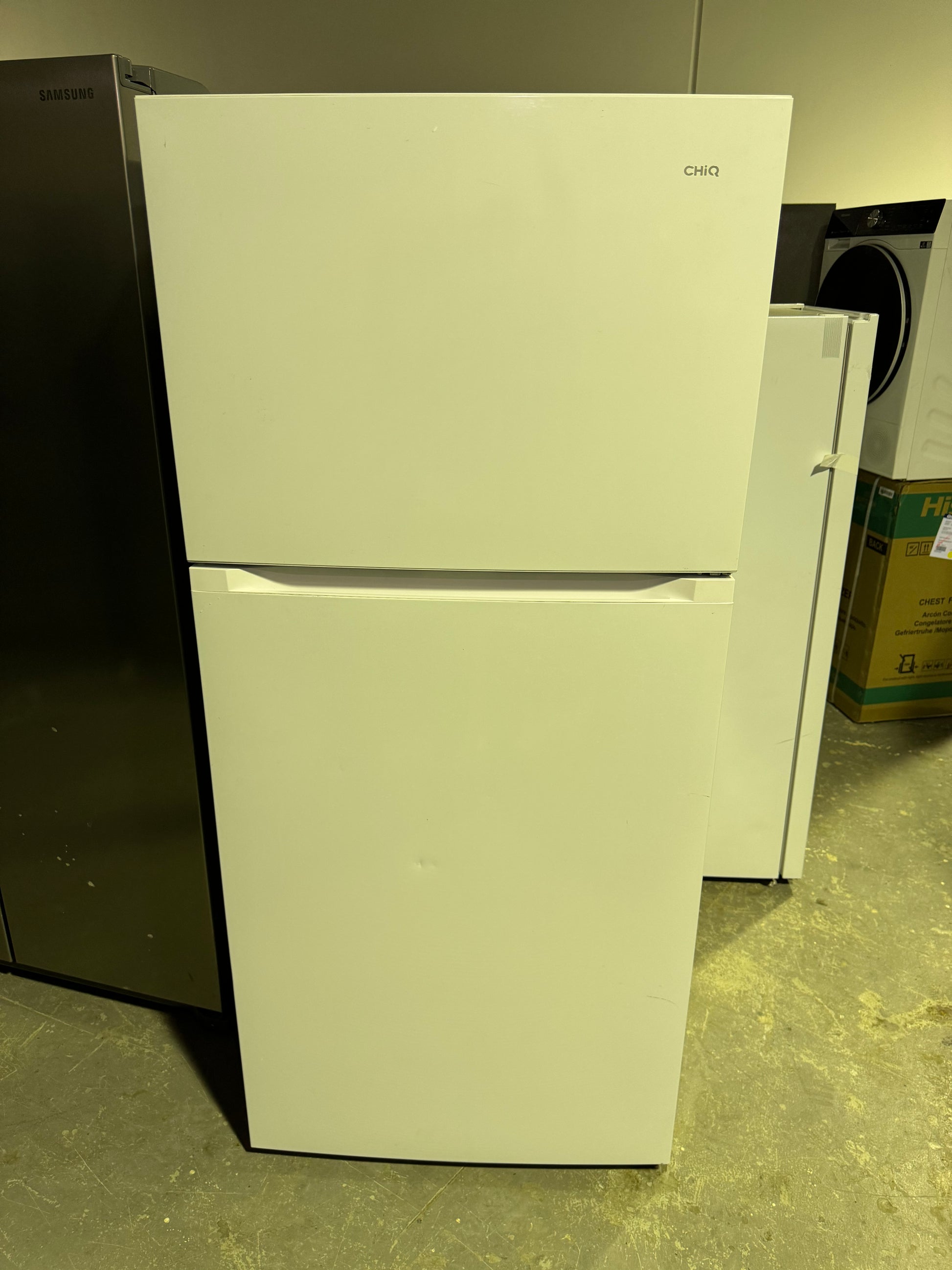 Chiq 515 Litres Fridge Freezer | PERTH