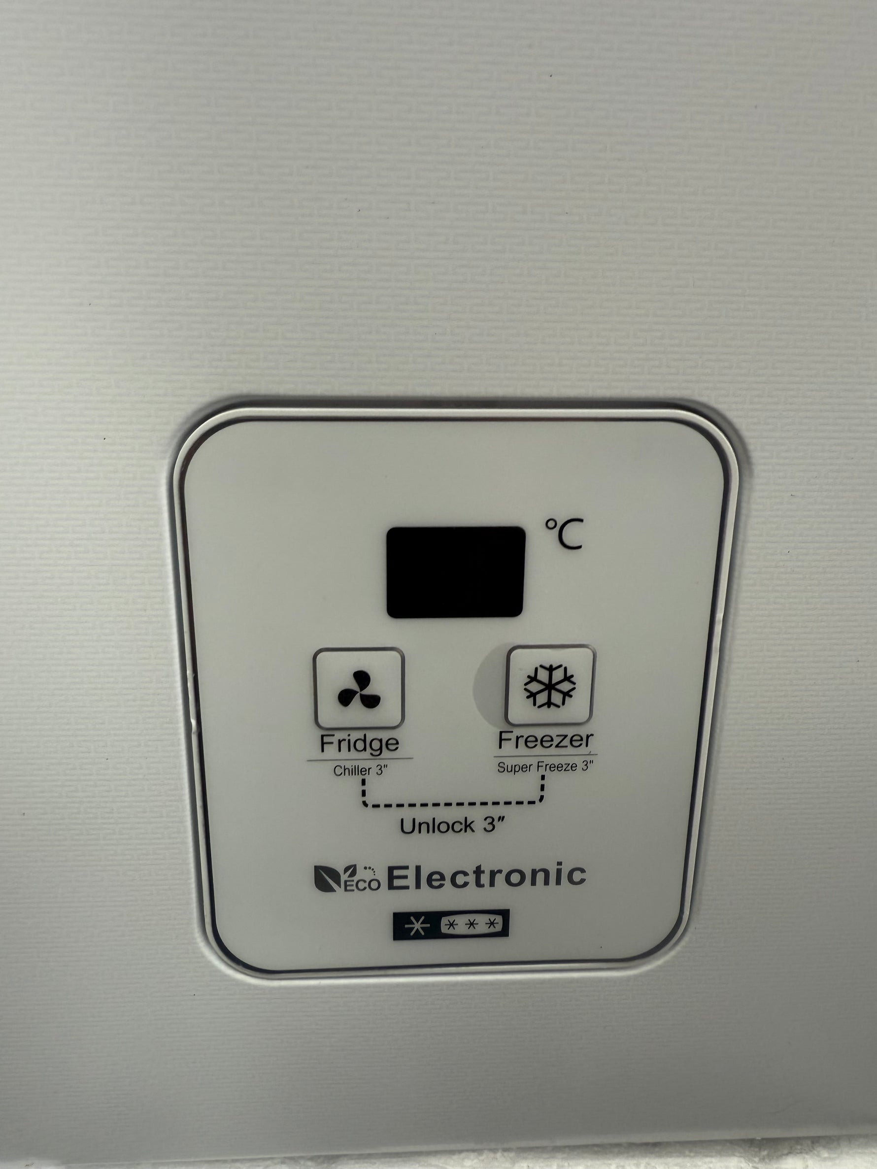 Hisense 301L Bottom Mount Fridge – Factory Seconds | HRCF301