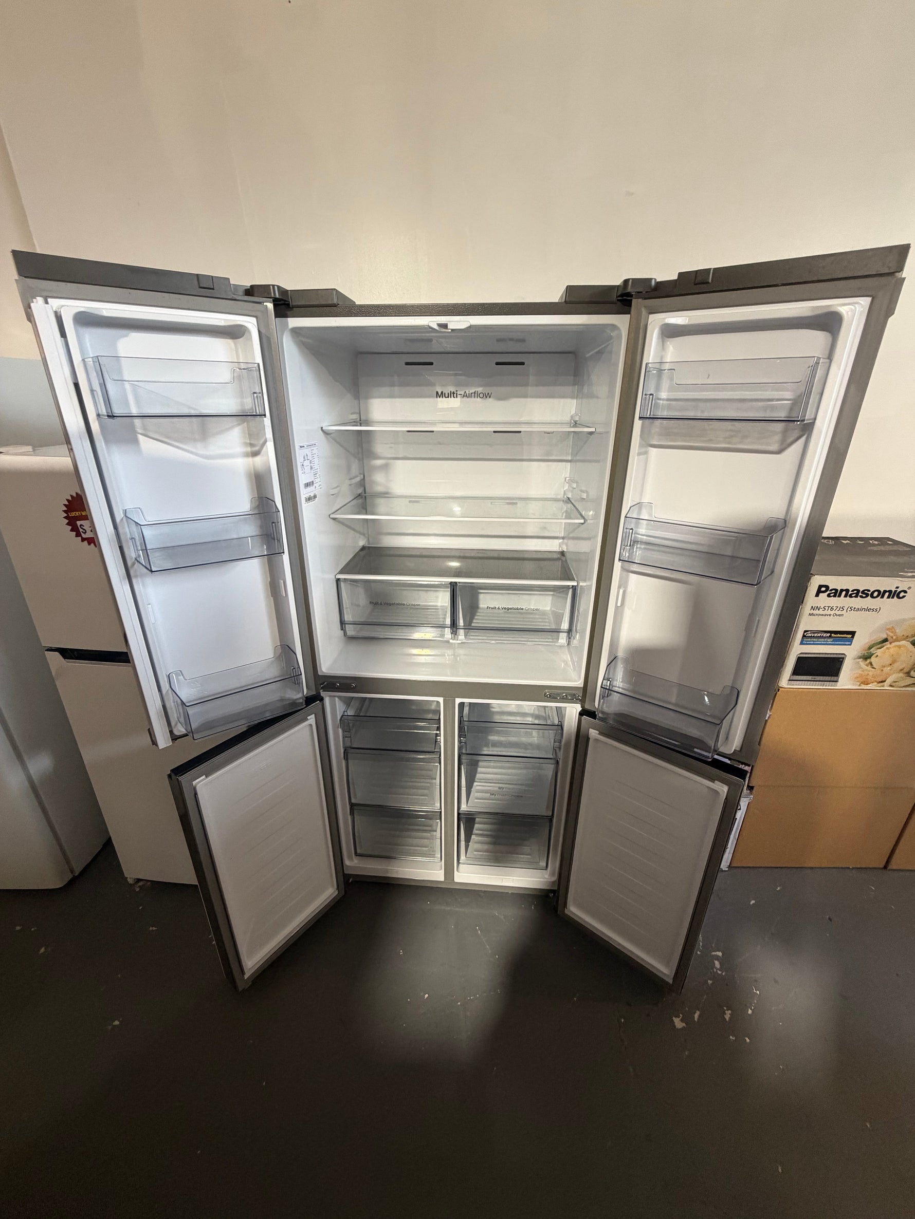 Refurbished Hisense 483 ltr Glass door fridge freezer | ALEXANDRIA