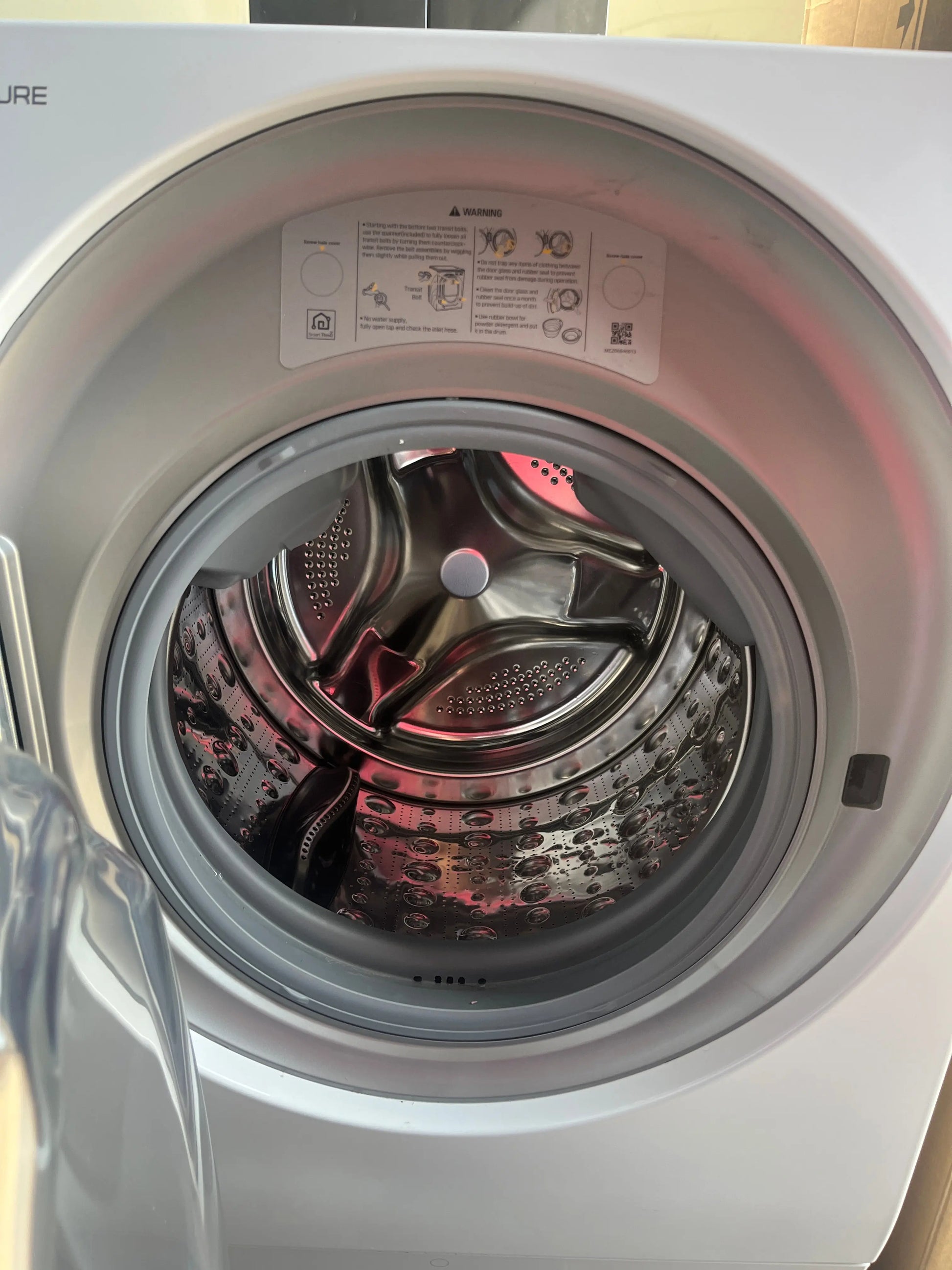 Refurbished LG SIGNATURE TWINWash® 10kg/6kg Washer Dryer Combo - Model WD1610NSW | ADELAIDE