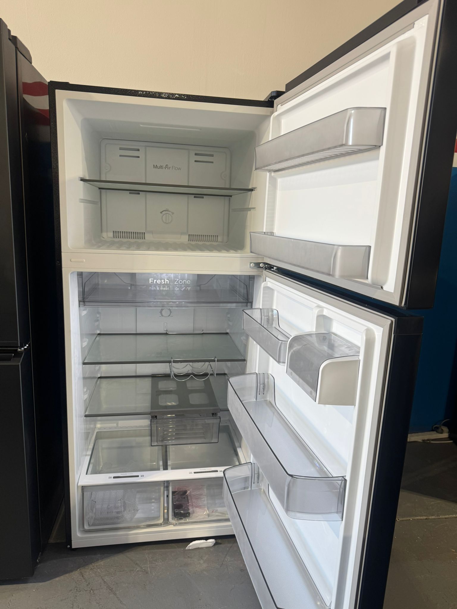 CHiQ 515L Top Mount Fridge Freezer – Near New Condition | PERTH