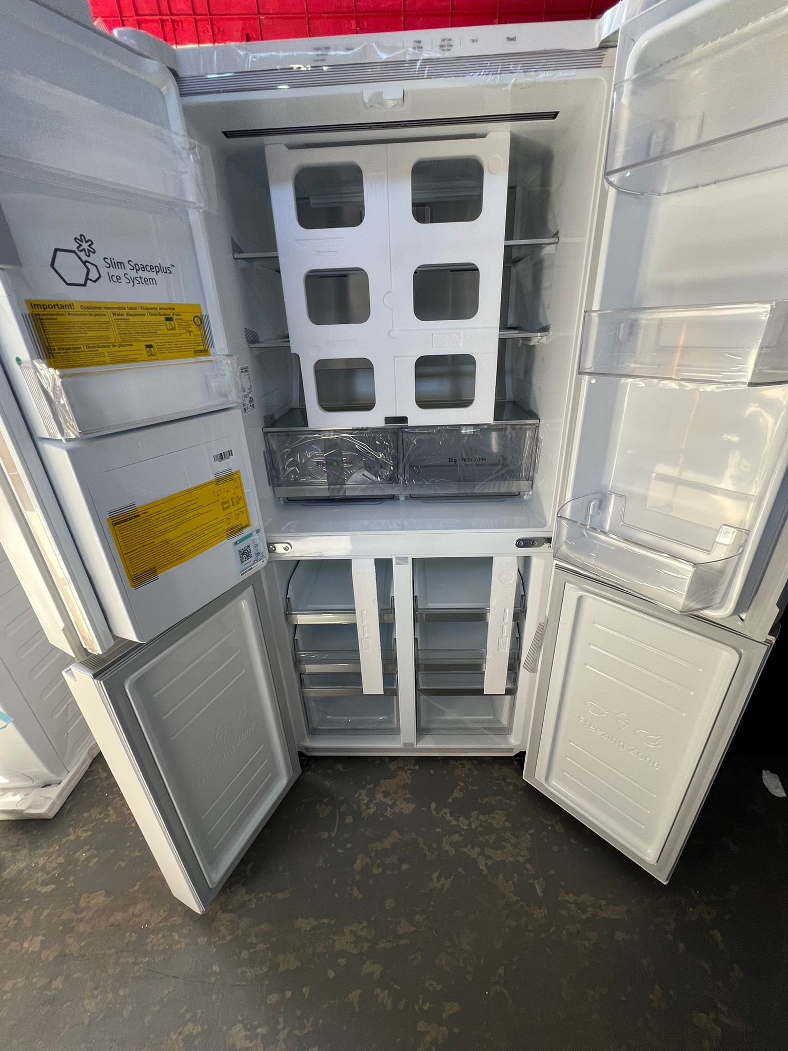 Factory Second LG 506 L French Door Fridge Freezer | ADELAIDE