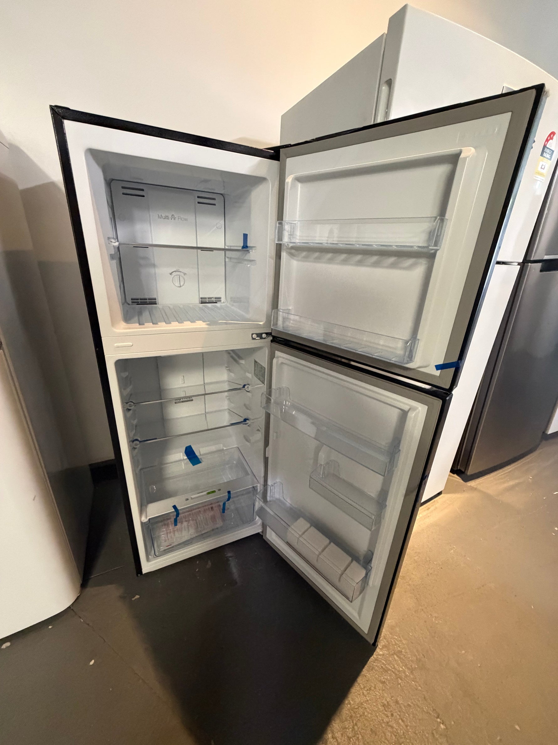 Factory second Chiq 202 ltr Top mount fridge freezer | ALEXANDRIA