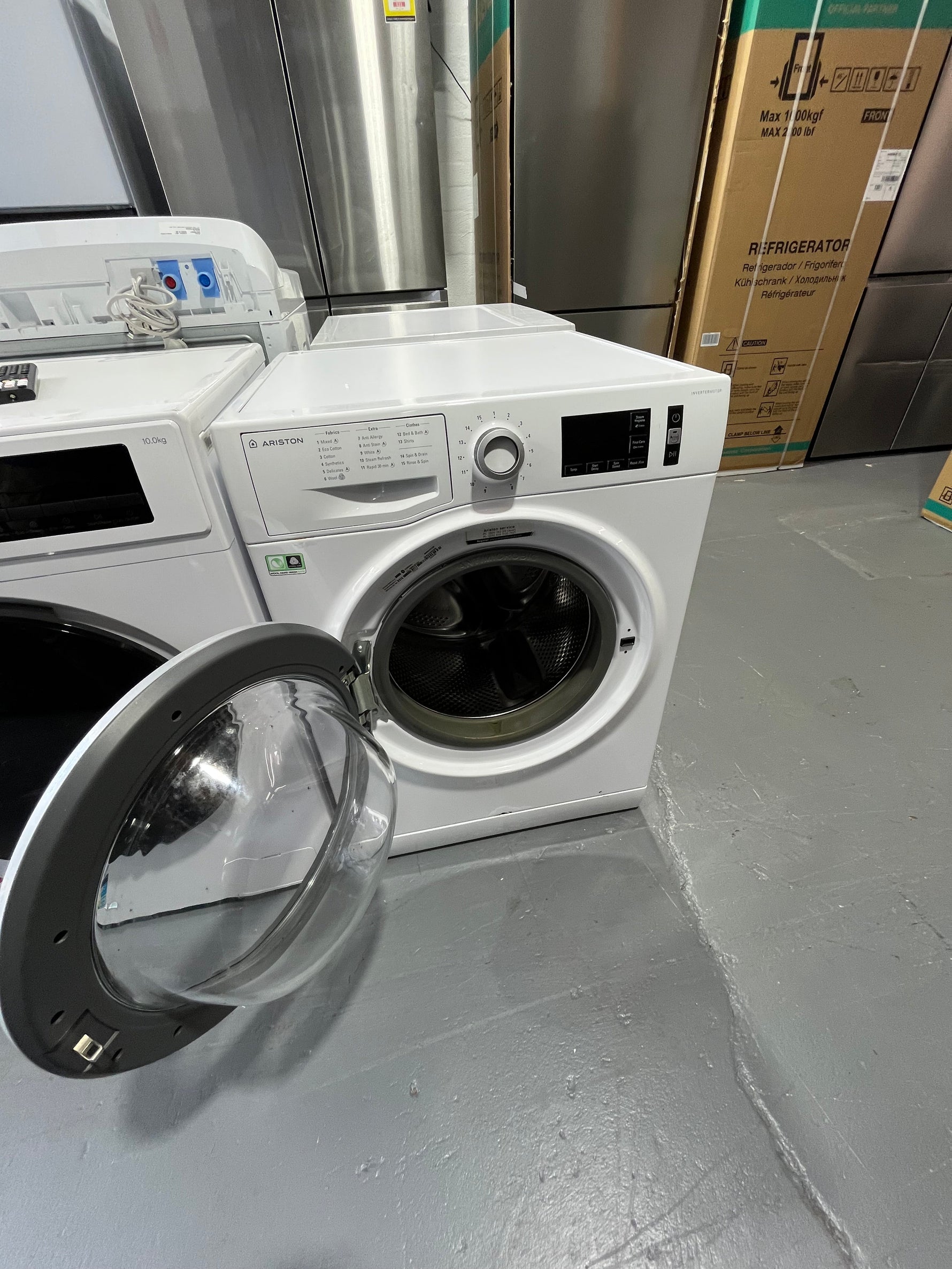 Refurbished Ariston 10 kg front loader washer | ALEXANDRIA