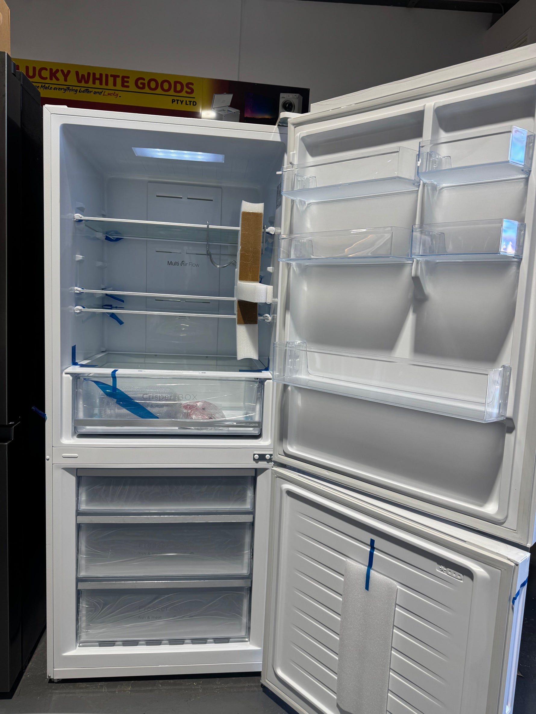 Factory seconds Chiq 396 litres fridge freezer | PERTH