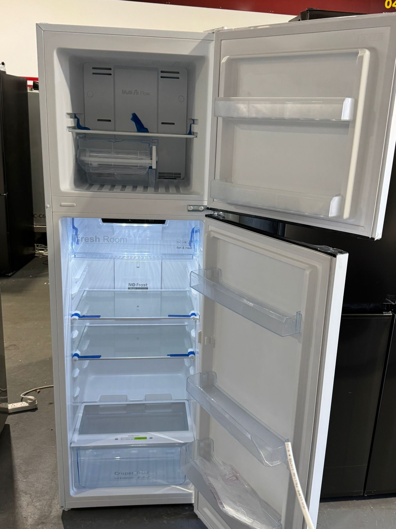 CHiQ 255L Top Mount Fridge Freezer – Factory Seconds | PERTH