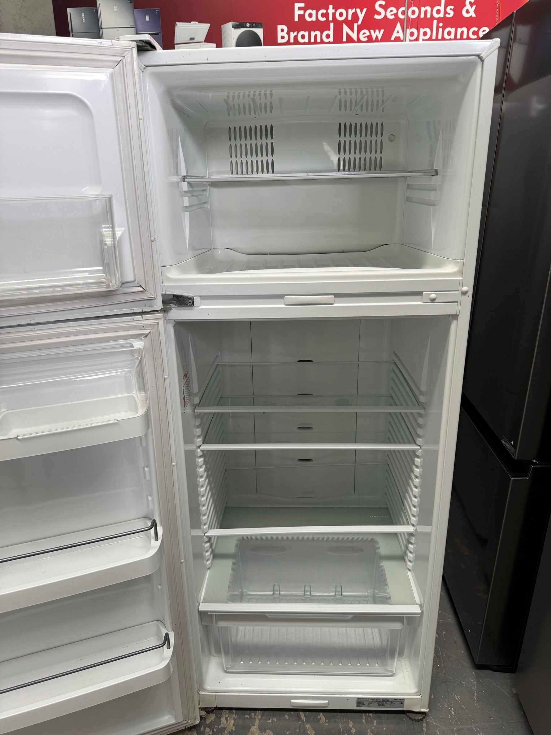 Fisher & Paykel 380L Top Mount Fridge – Refurbished | E381TRT