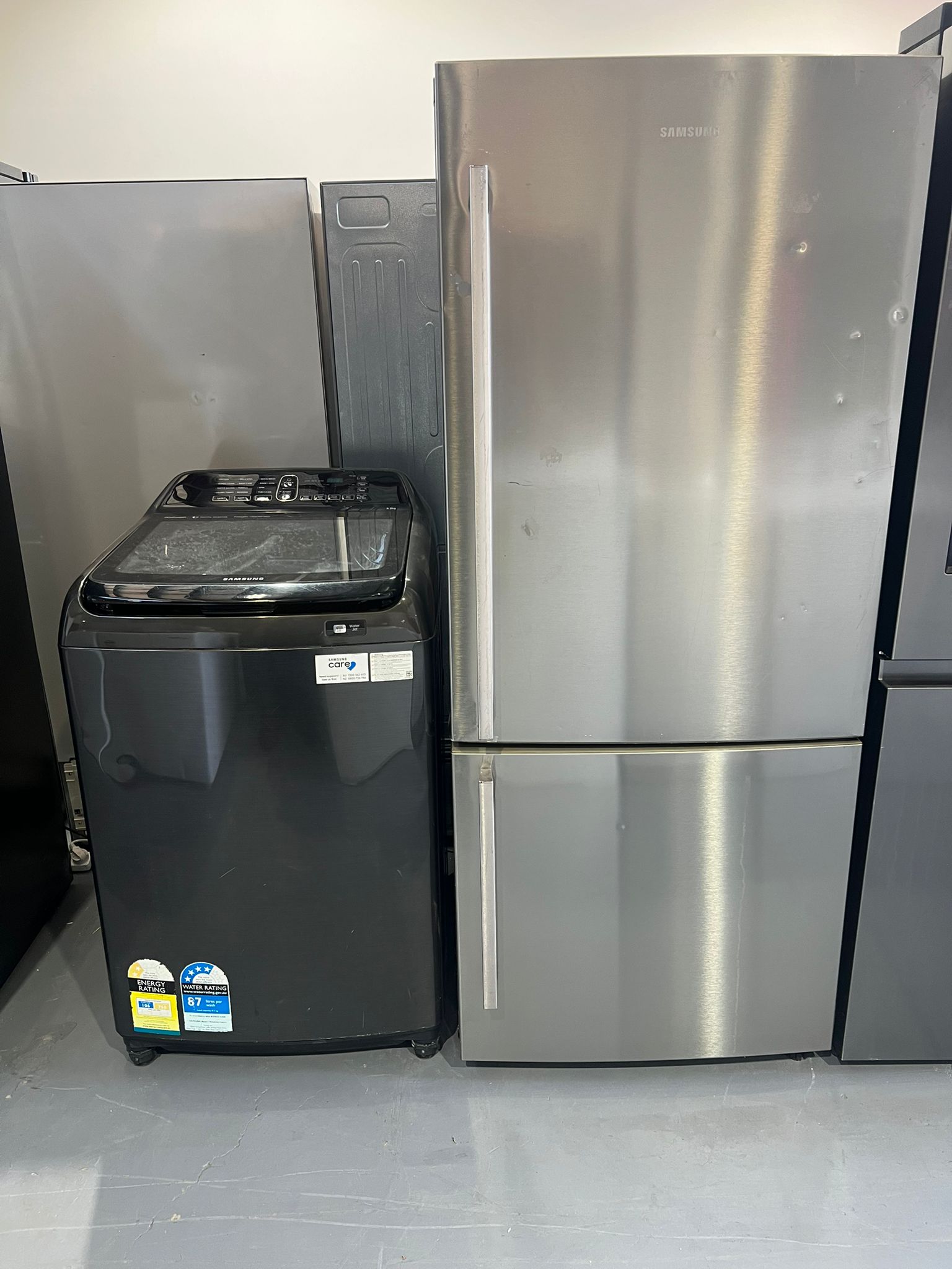 Refurbished Samsung 450 Litres Fridge Freezer and Samsung 8 Kgs Washing machine