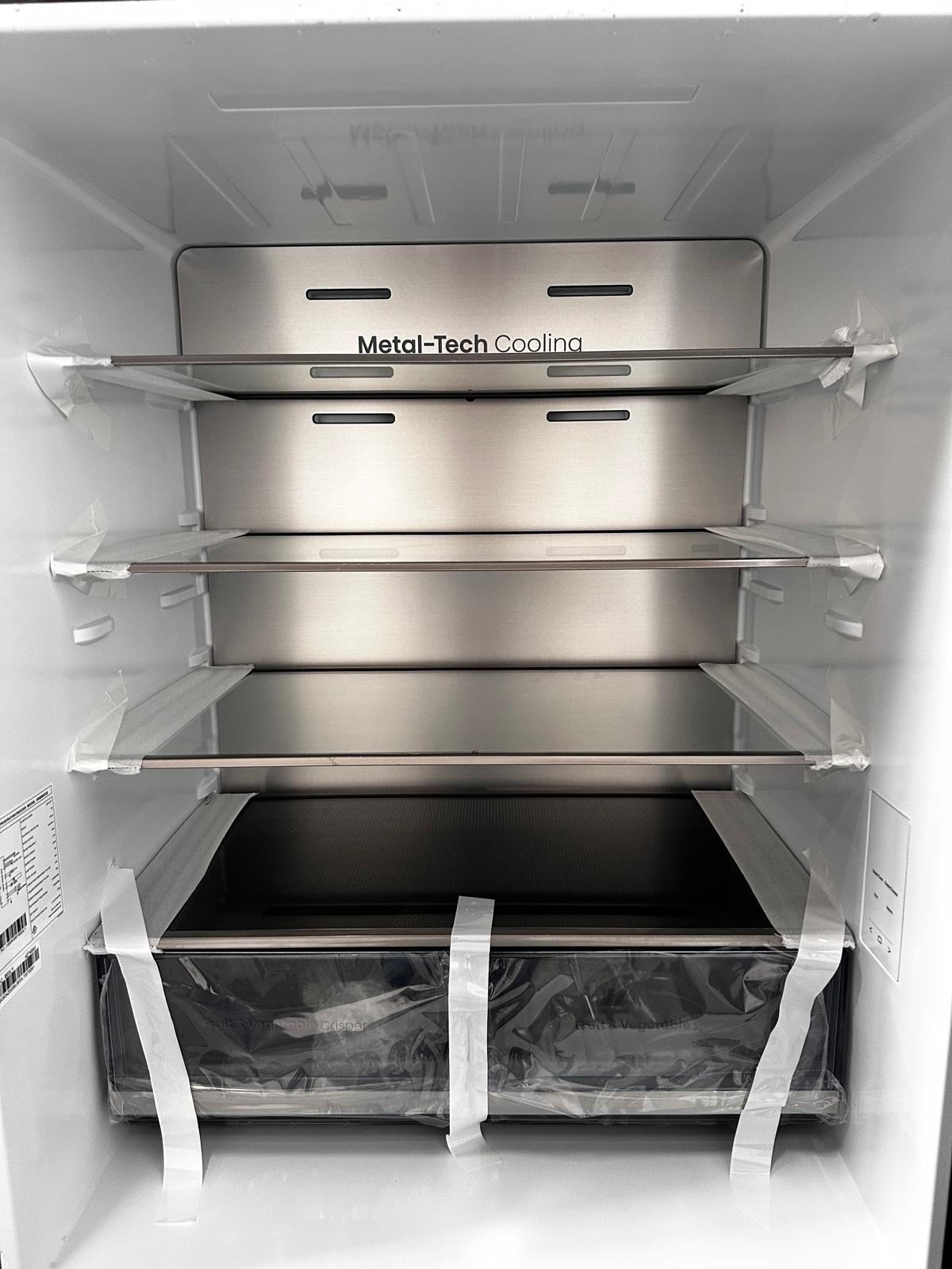 Factory Second – Hisense 503L EcoVision Bottom Mount Fridge Freezer | ADELAIDE