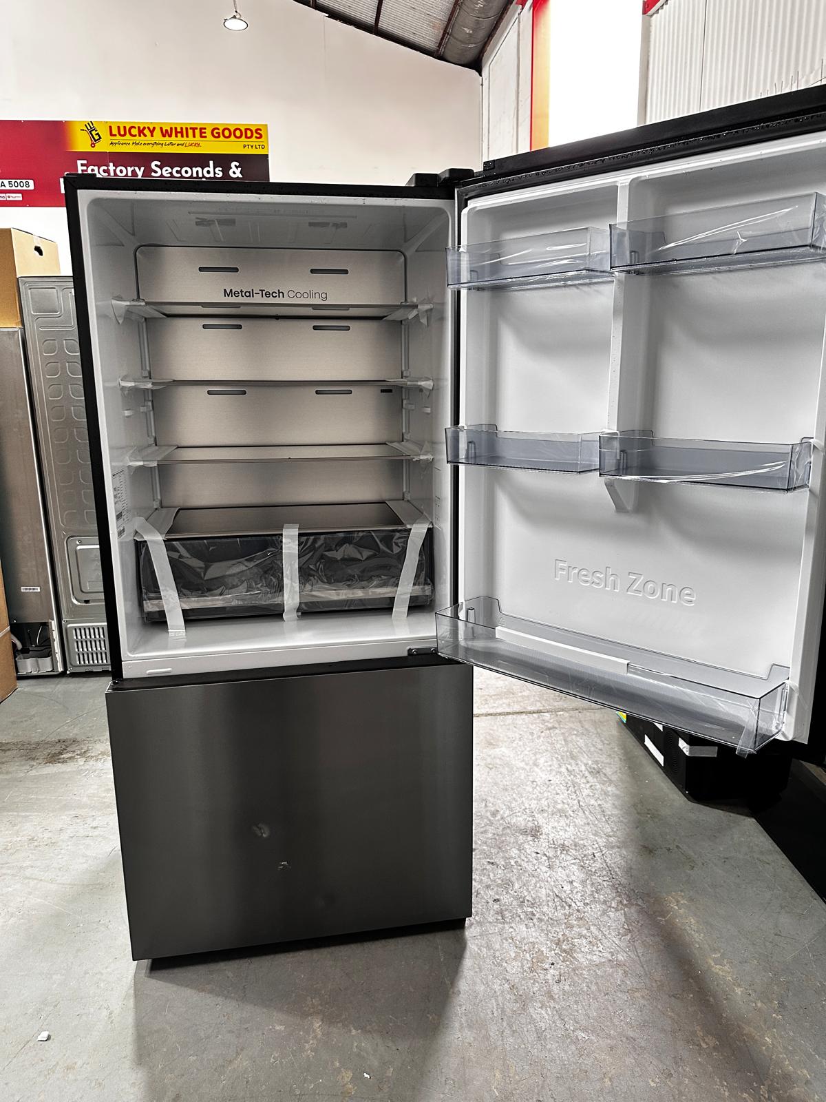 Factory Second – Hisense 503L EcoVision Bottom Mount Fridge Freezer | ADELAIDE