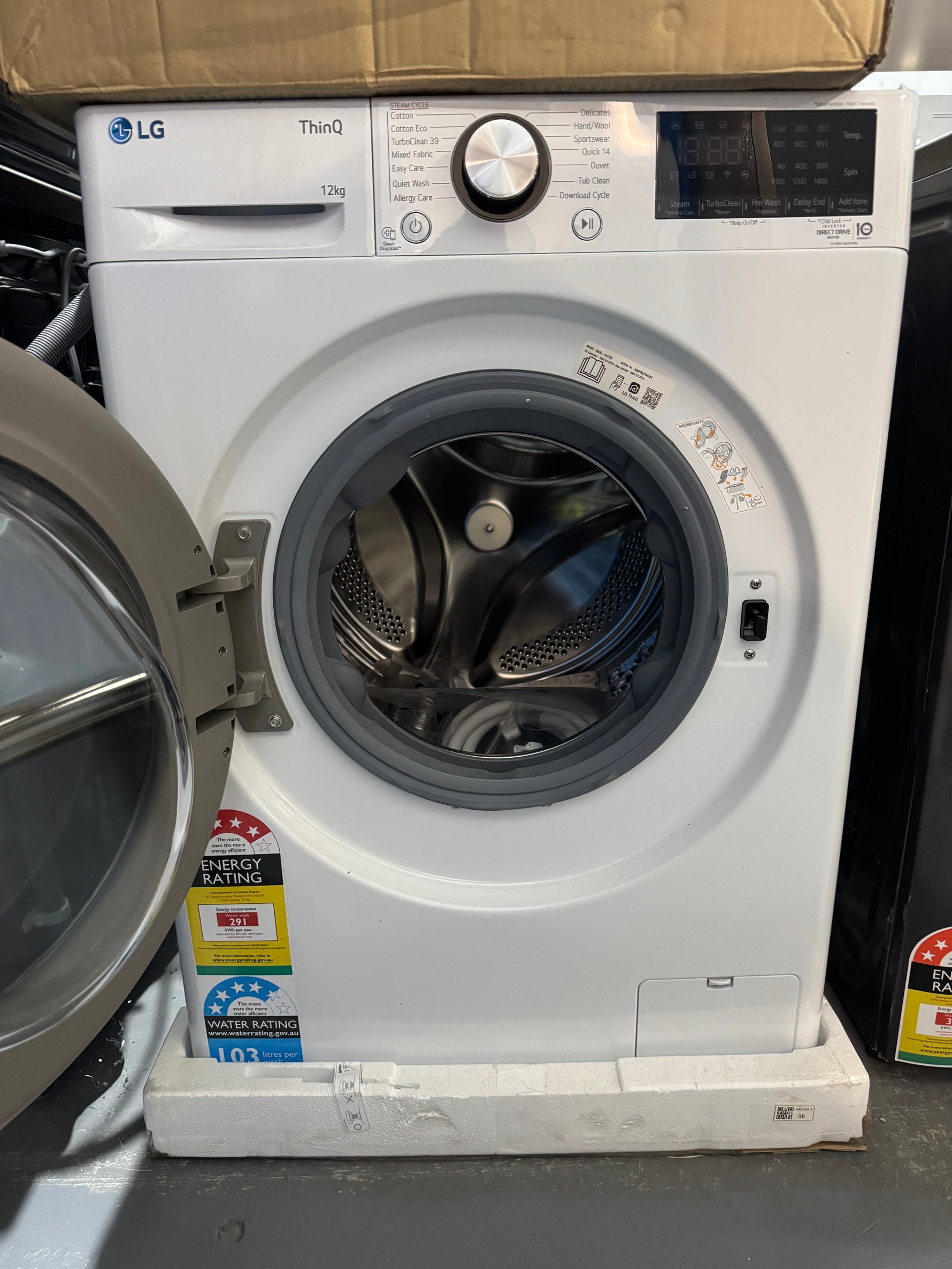 Factory seconds LG 12kg washing machine