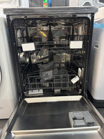 Carton Damage Haier 15 place setting Dishwasher