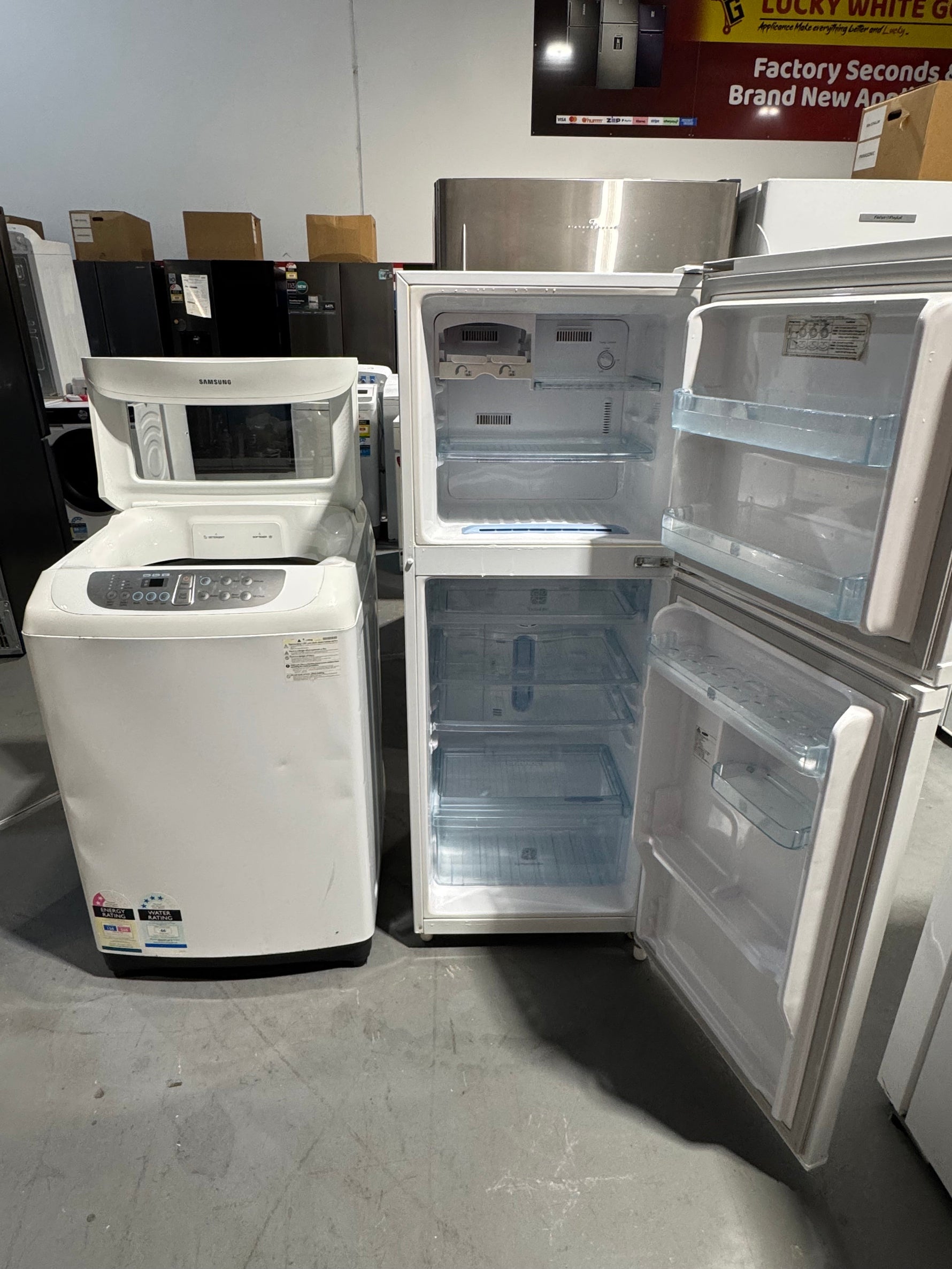 Refurbished Samsung 210 litres fridge freezer and Samsung 6.5kg washing machine | PERTH