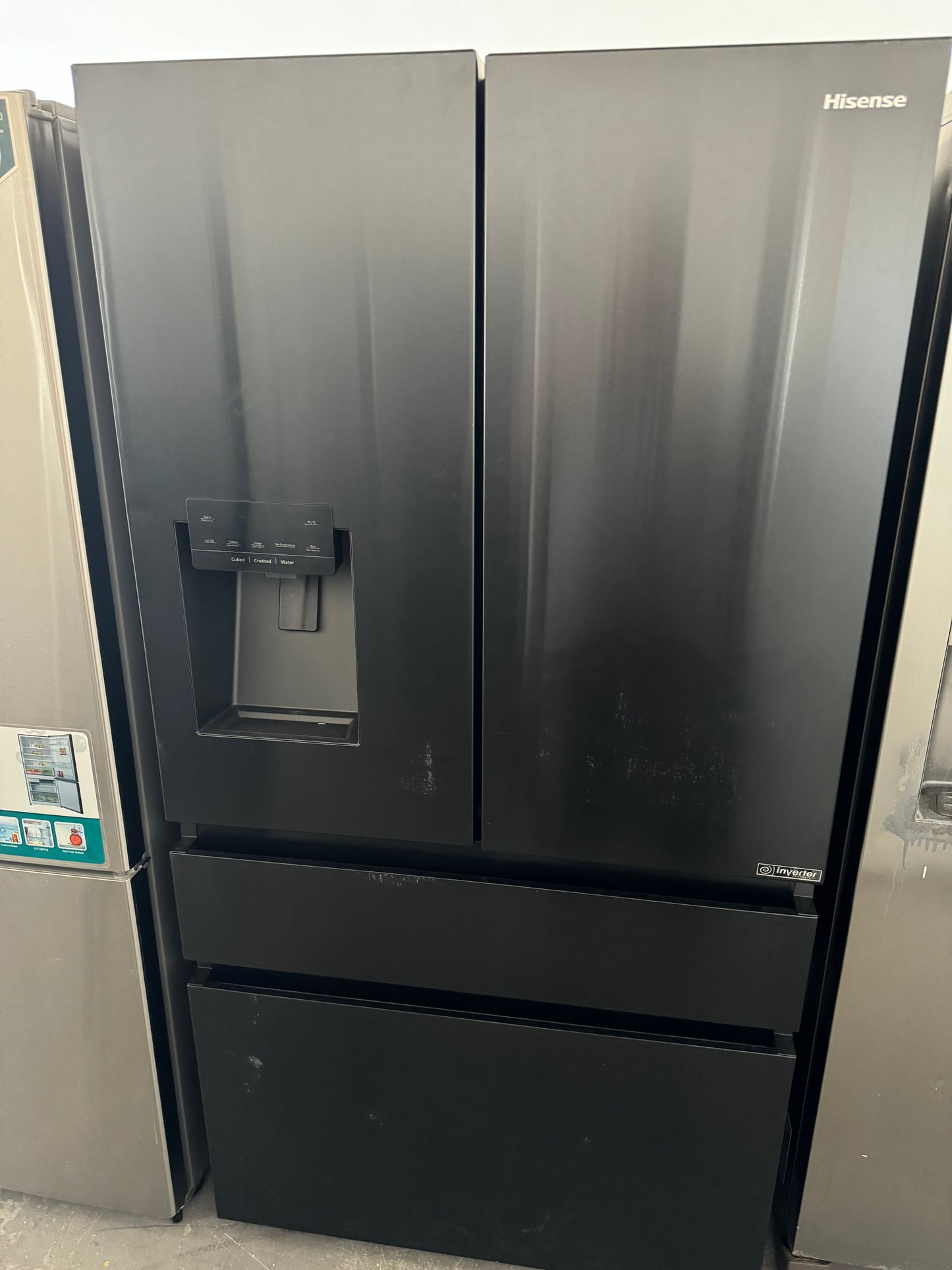 Refurbished Hisense 560 Litres Fridge Freezer | PERTH