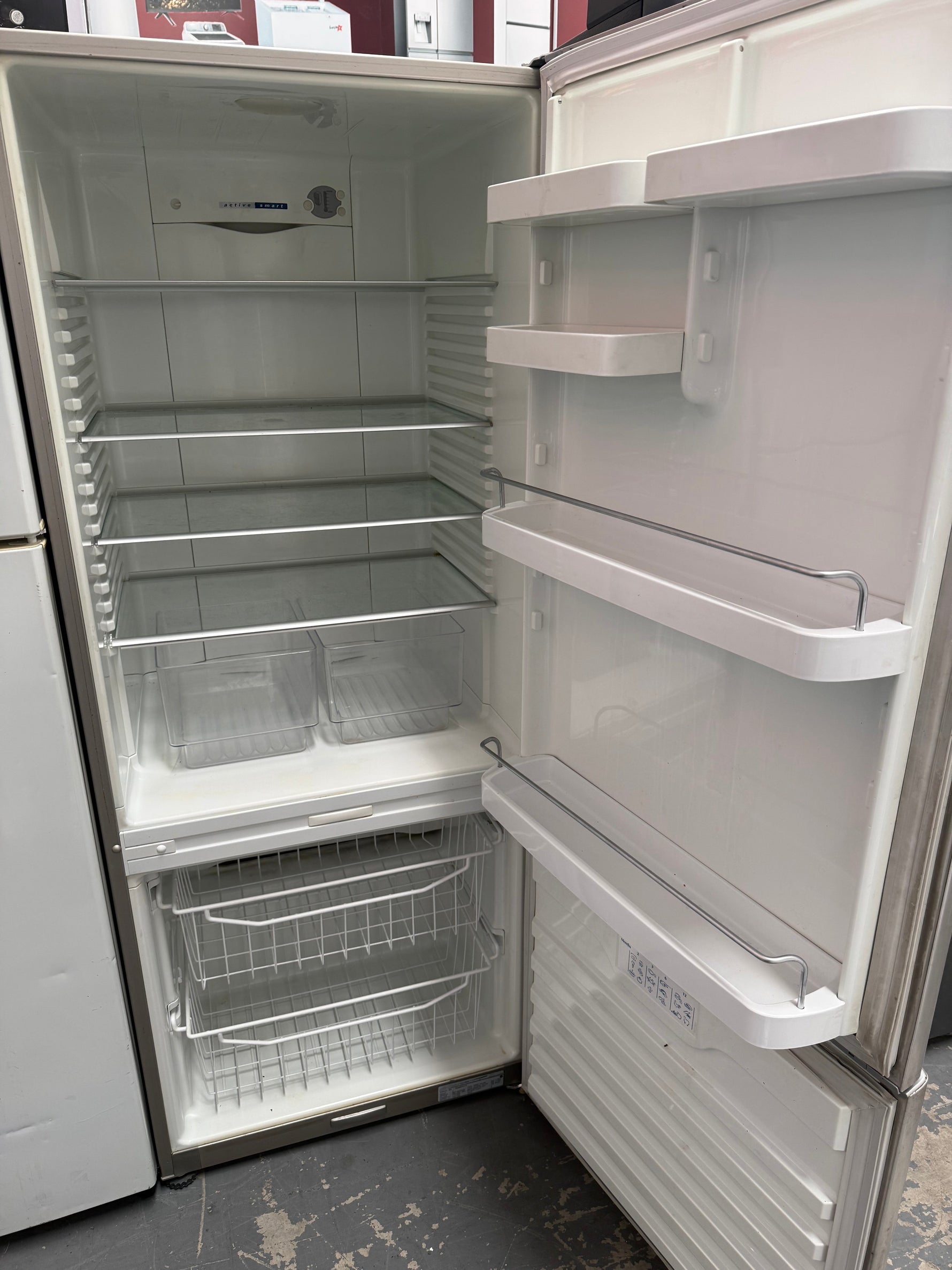 Fisher & Paykel 442L Fridge + Samsung 9kg Washer Bundle | MELBOURNE