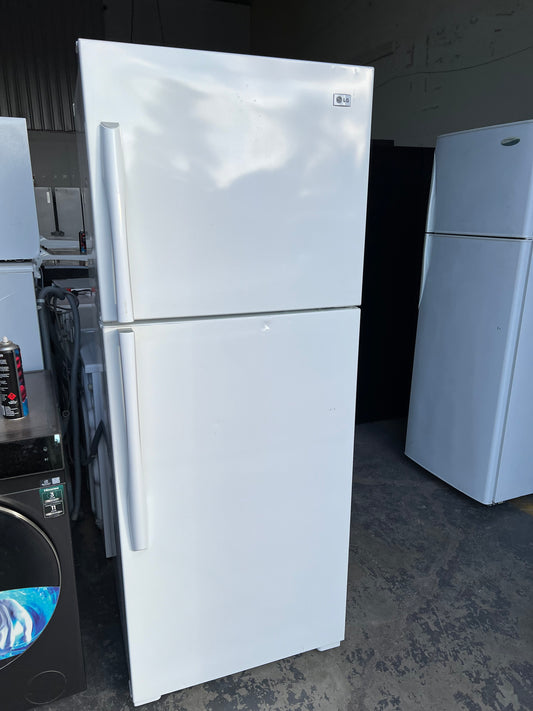 Refurbished LG 422L Fridge Freezer | ADELAIDE