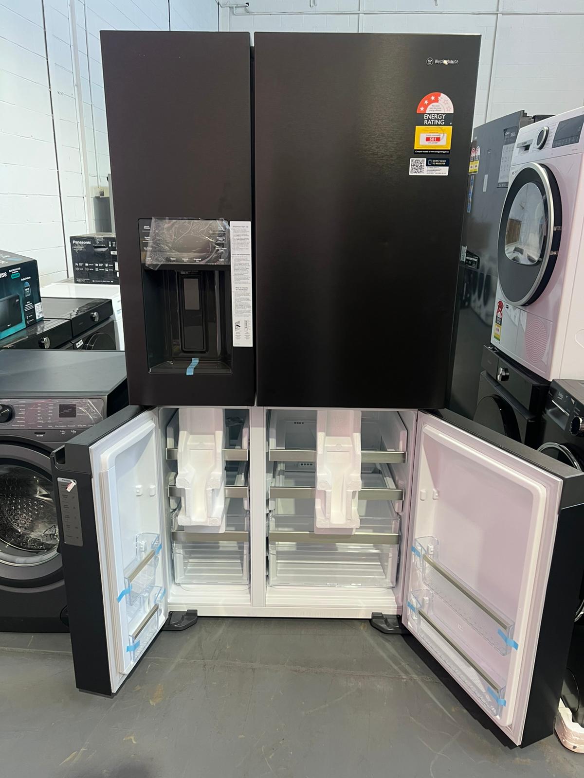 Factory Seconds Westinghouse 680 Litres quad Door Fridge Freezer WQE6170BB AND WESTINGHOUSE 10 Kgs Washing Machine WWF1044M7SA