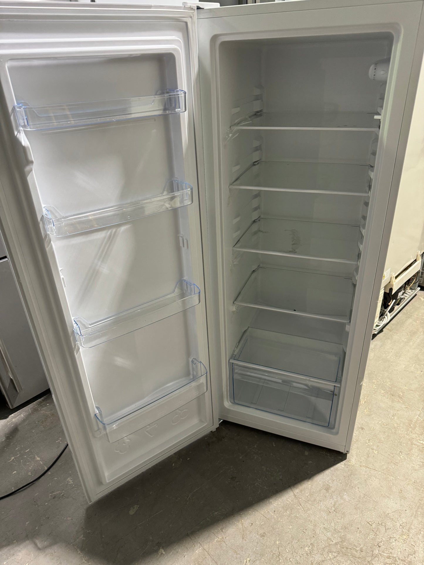 Refurbished Chiq 205 Litres Upright Fridge | PERTH