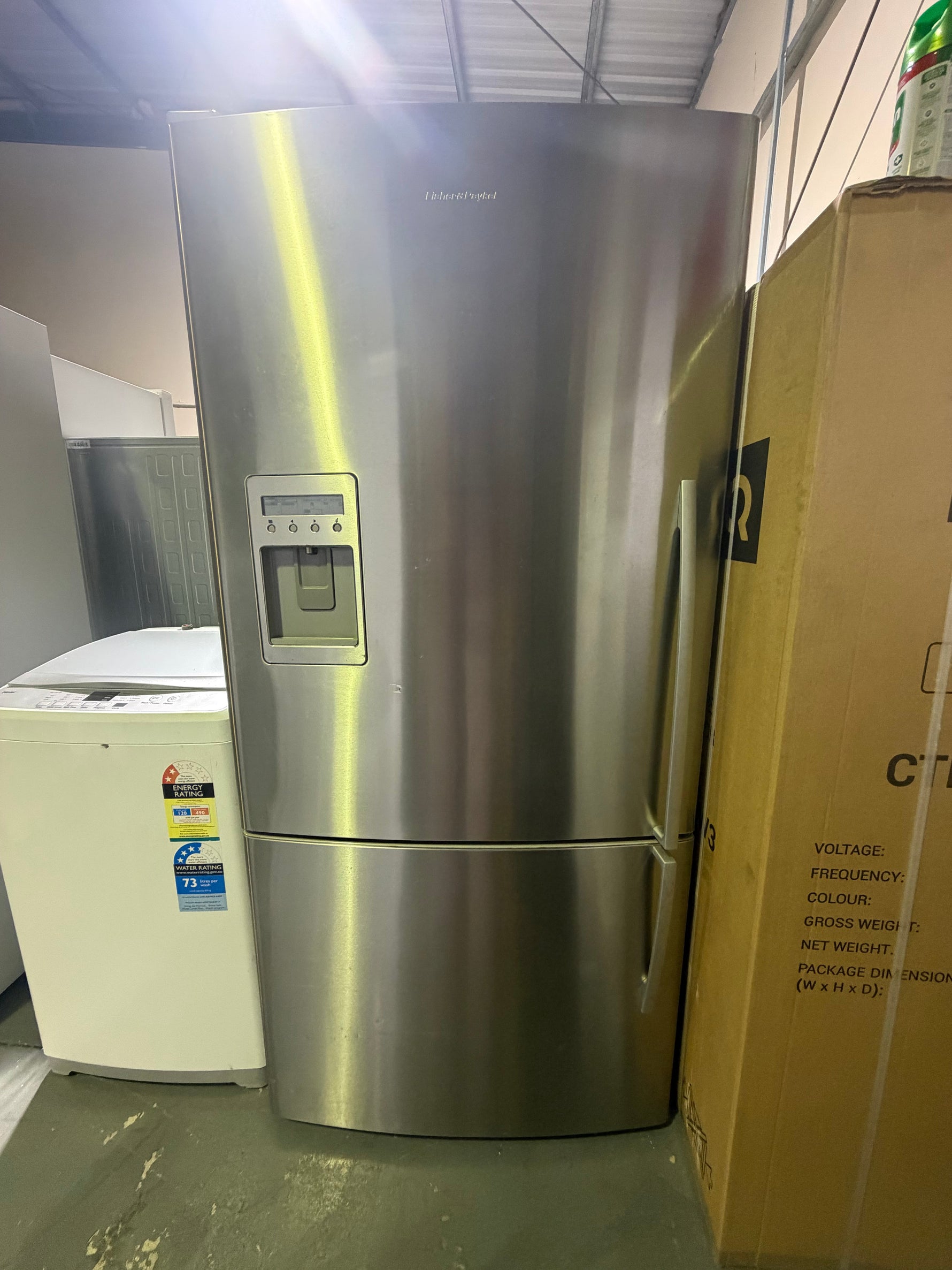 Refurbished Fisher & Paykel 519L Fridge & Haier 6kg Top Load Washing Machine Combo | BRISBANE