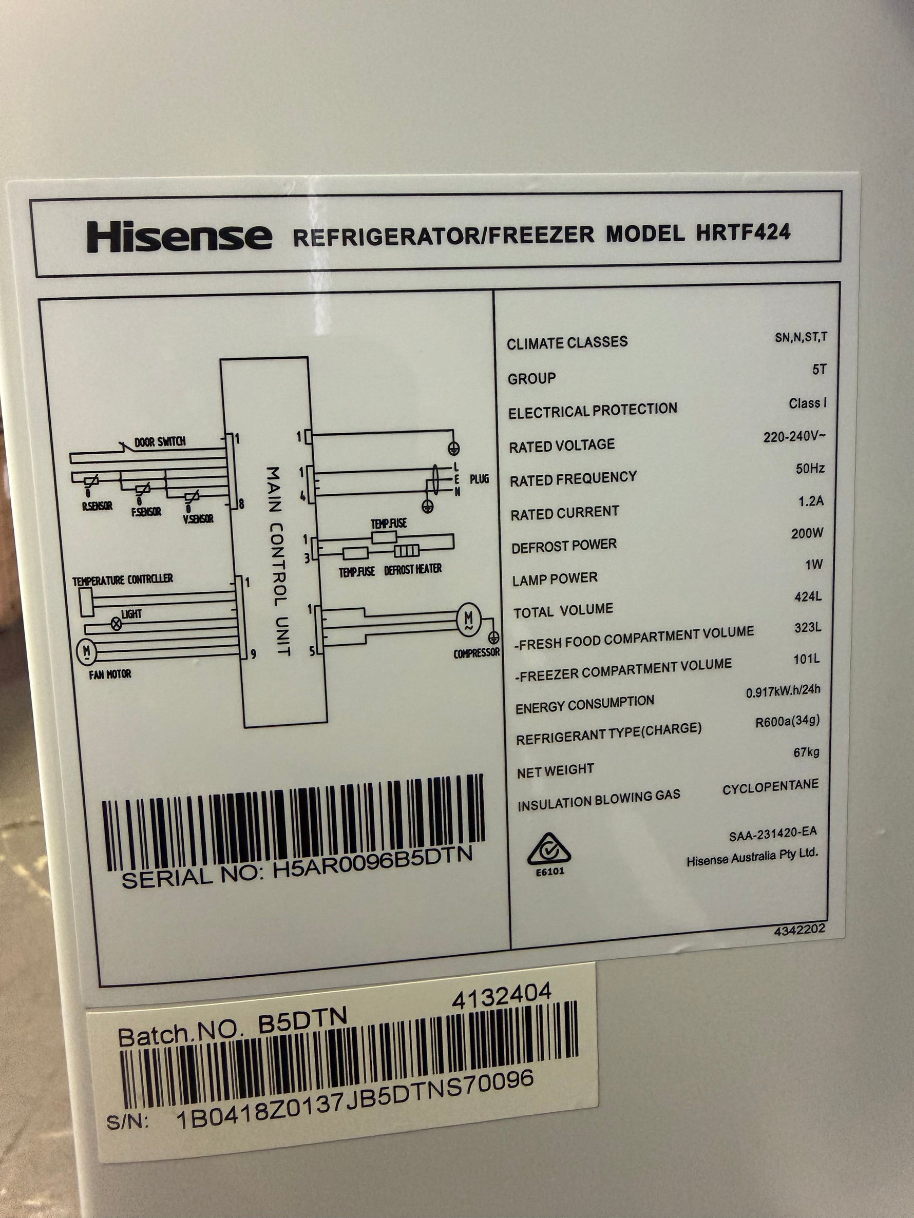 Factory second Hisense 424L Top Mount Fridge & Refurbished Fisher & Paykel 8.5kg Top Load Washing Machine Combo – HRTF424 + WA8560G1 | BRISBANE