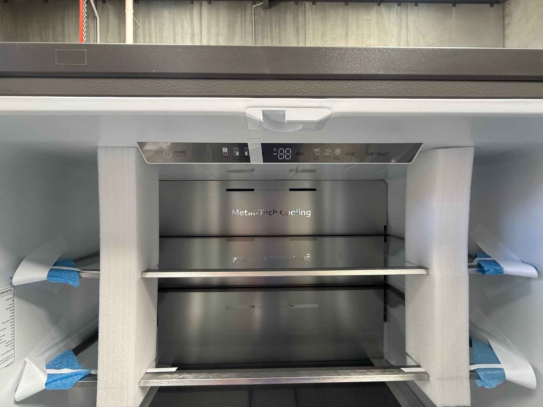 Hisense 610L French Door Refrigerator – Factory Seconds | MELBOURNE