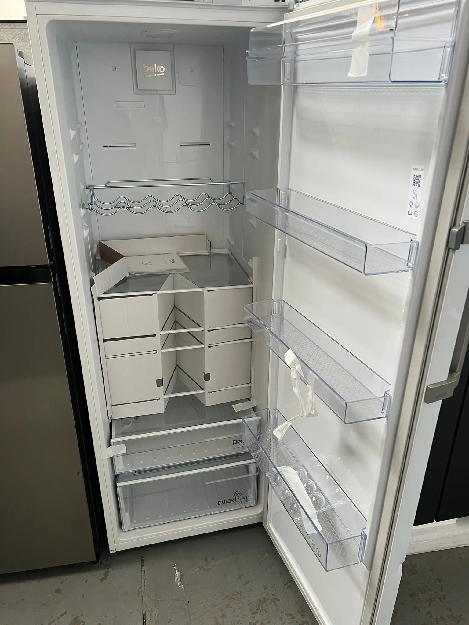 Beko 369L Refrigerator BAF369W – Factory Second | ADELAIDE