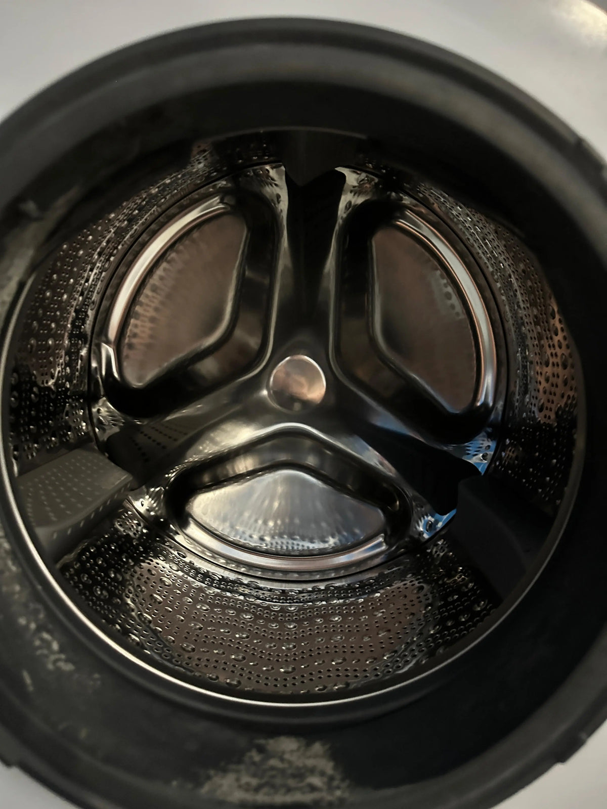 Bosch Serie 8 8kg Front Load Washing Machine – Refurbished | PERTH