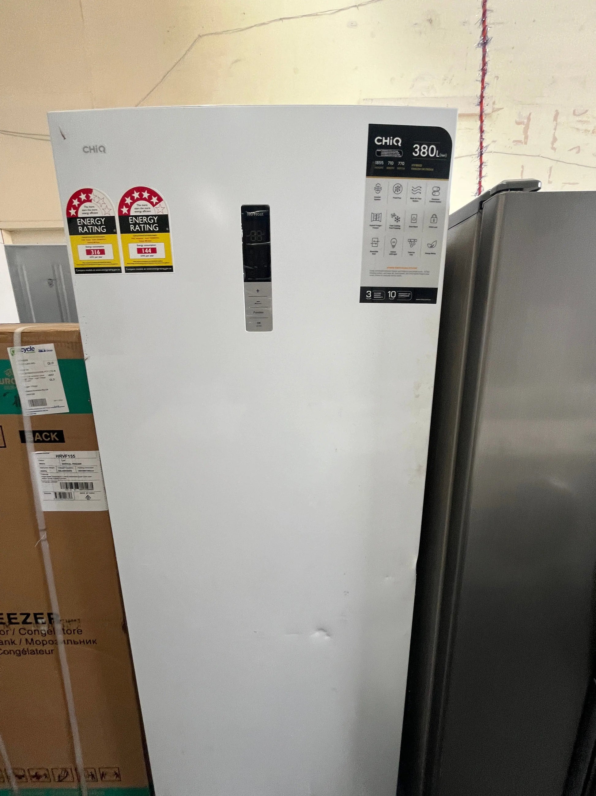 Brand new CHiQ CSH380NWR2 380L Frost Free Inverter System Hybrid Fridge + Freezer | ADELAIDE