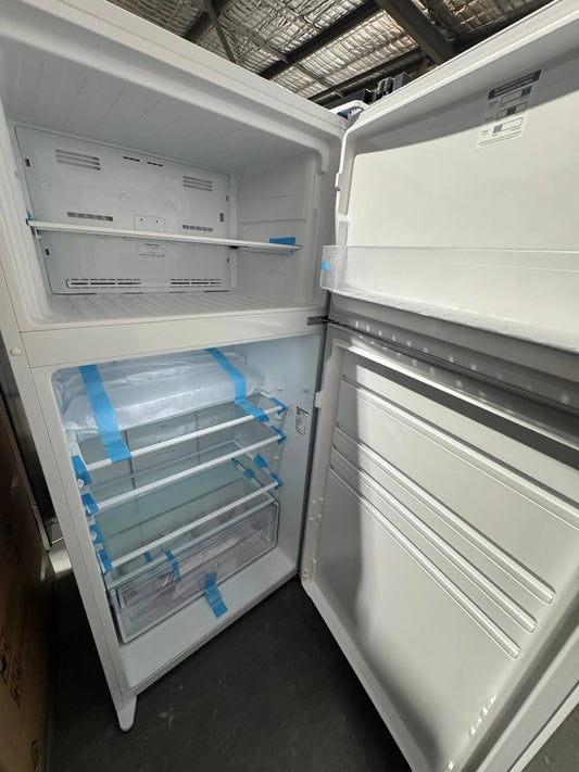 Brand new Kelvinator 536 litres fridge freezer | PERTH