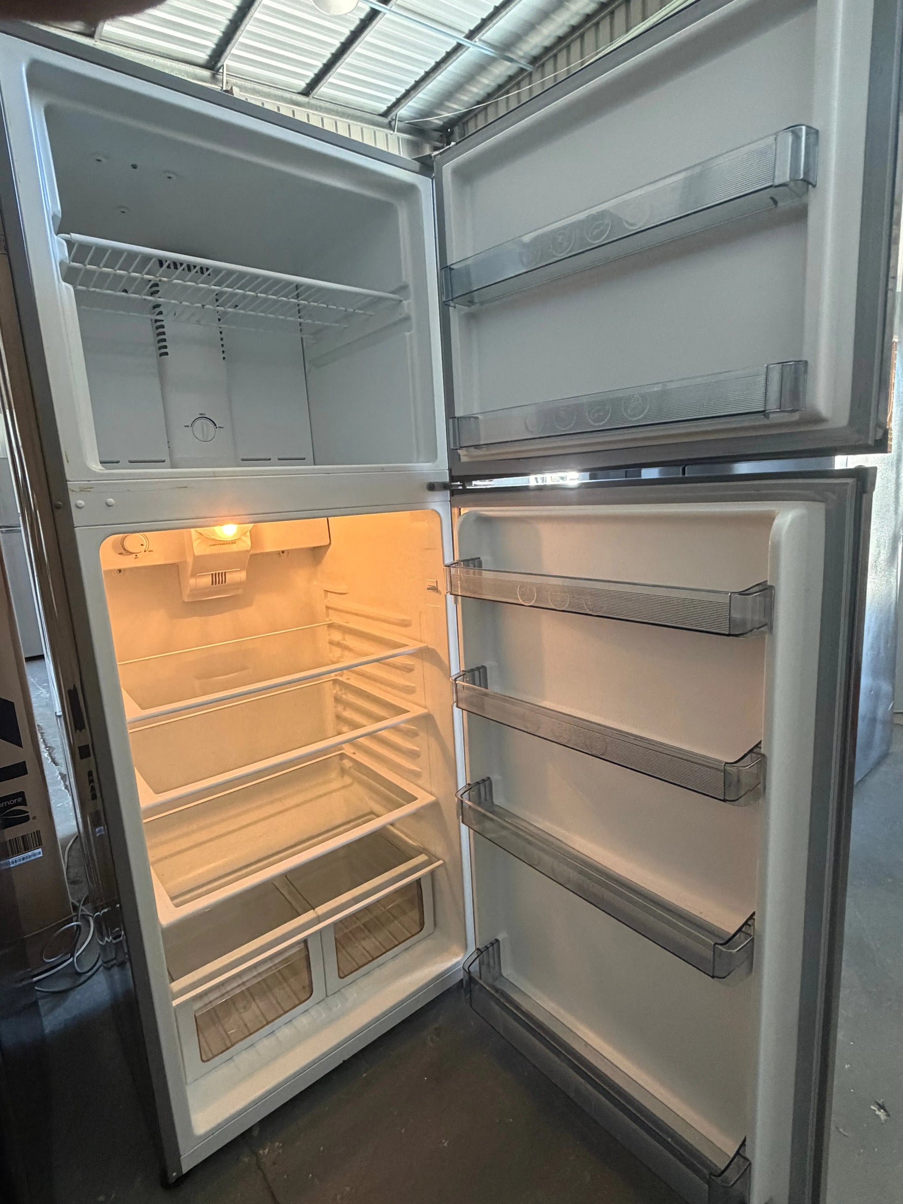 CHANGHONG 400L Family Fridge Freezer – Refurbished