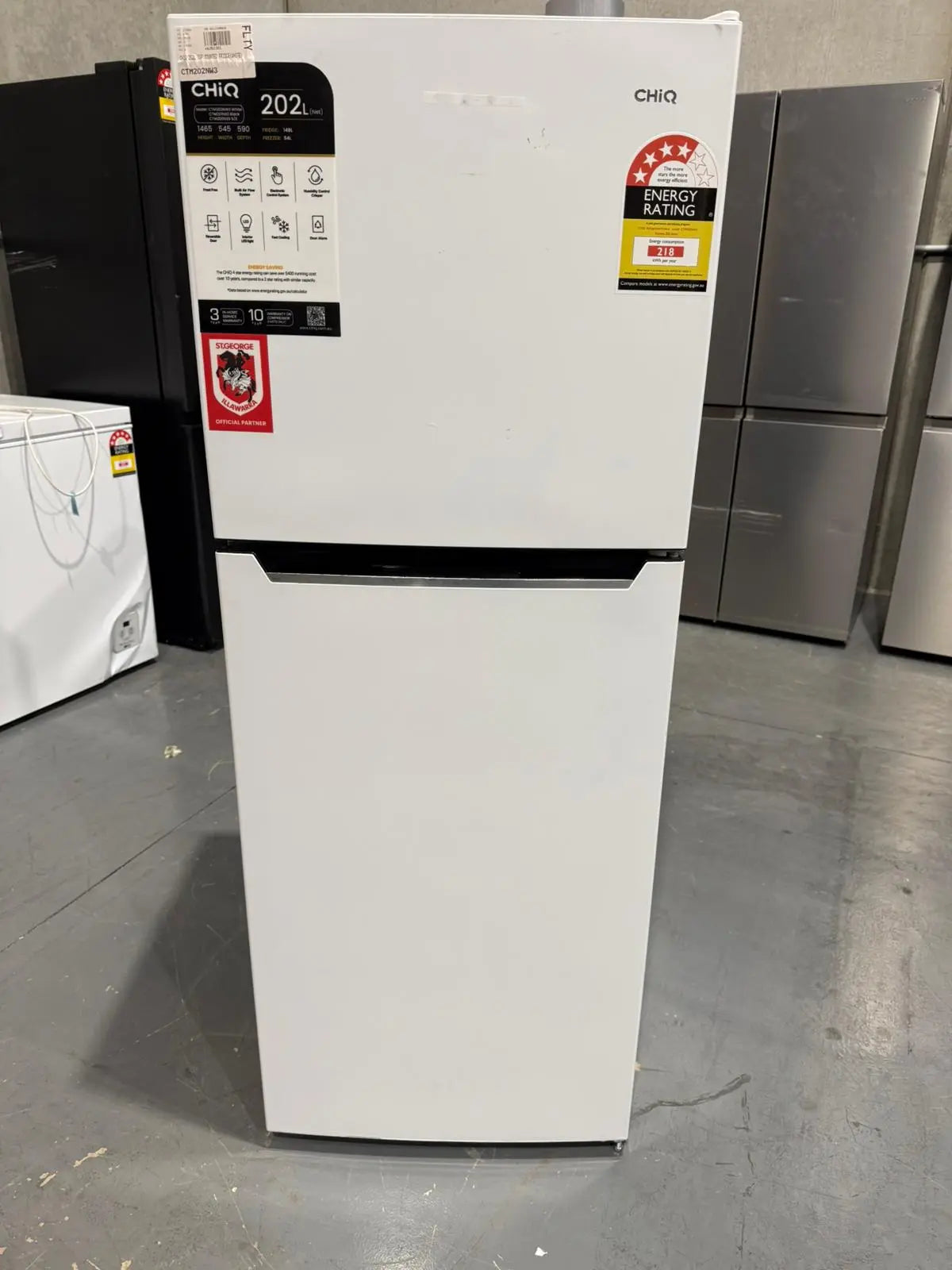 CHiQ 202L Top Mount Fridge Freezer CTM202NW3 (White) – Refurbished