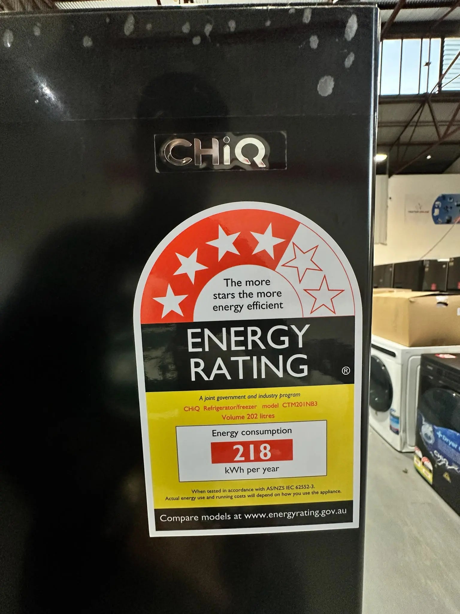 CHiQ 202L Top Mount Fridge Freezer (Factory Seconds)