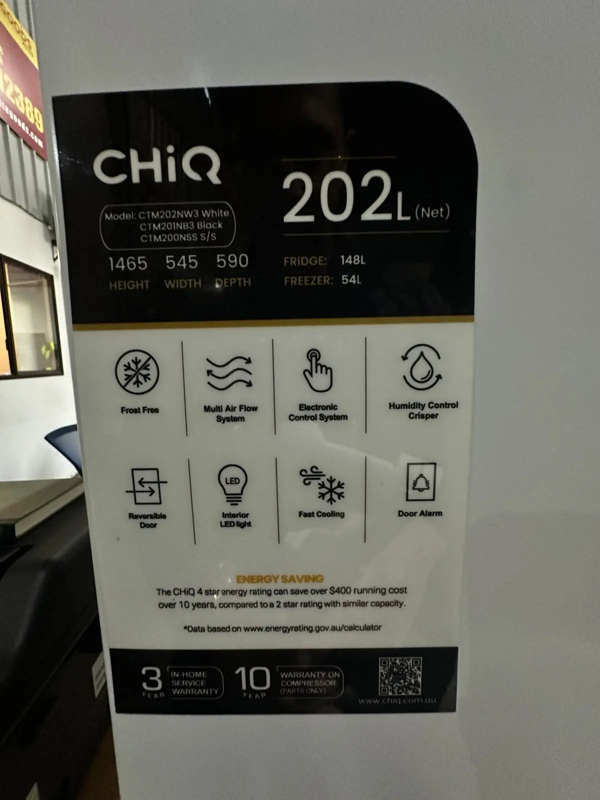 CHiQ 202L Top Mount Fridge Freezer (Near New Condition)