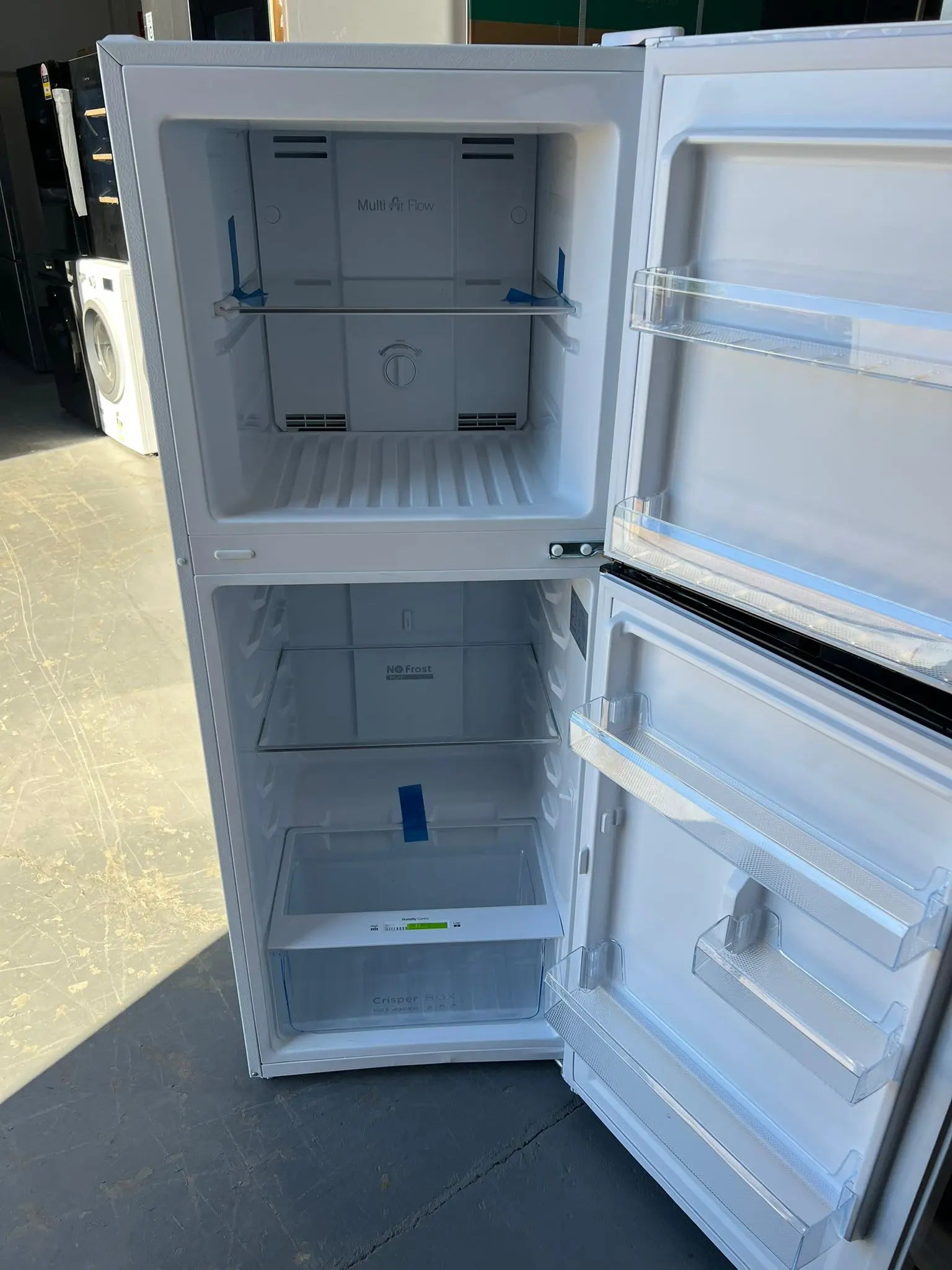 CHiQ 202L Top Mount Fridge – Factory Second – CTM202NW3 | ADELAIDE