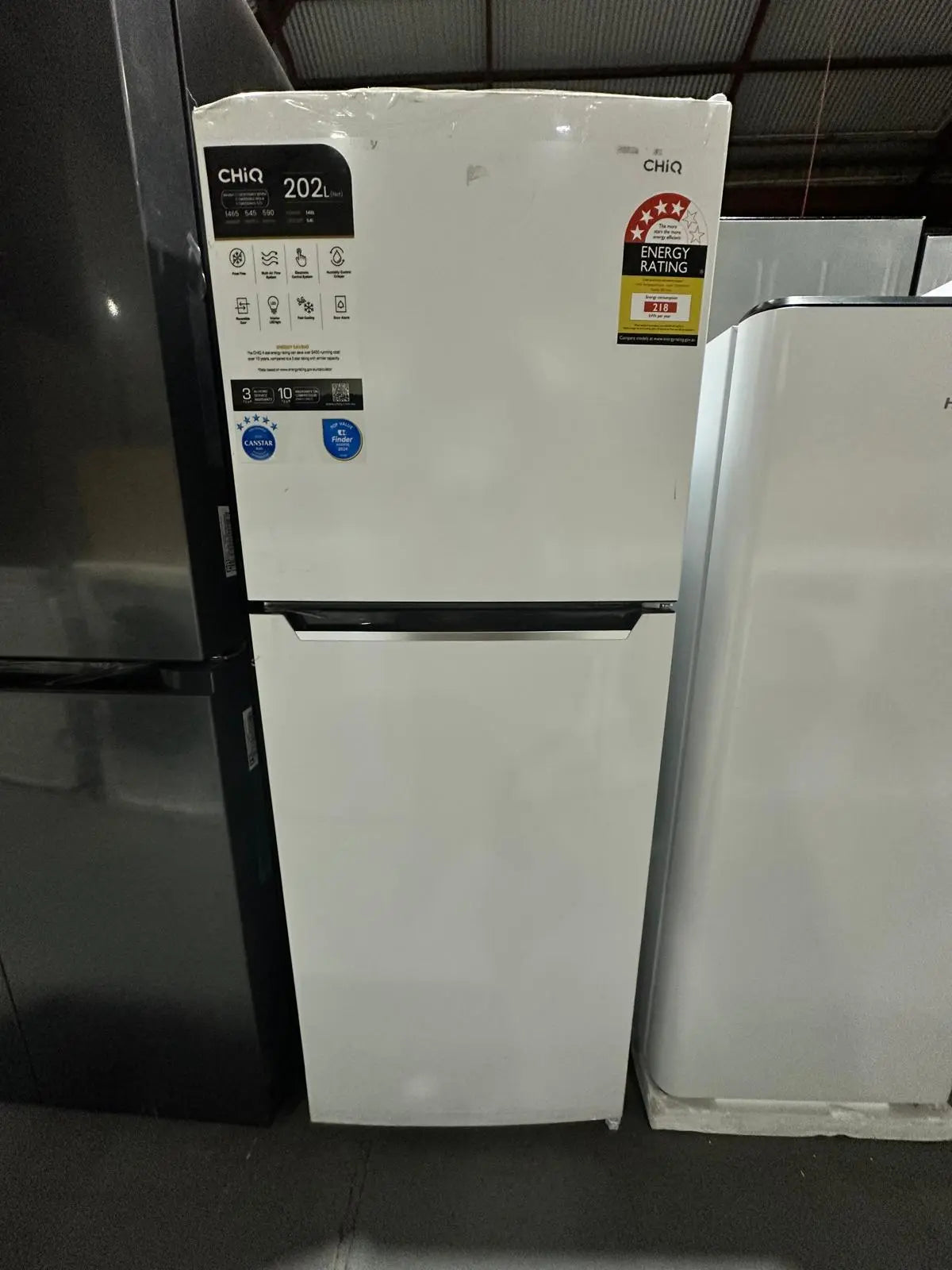 CHiQ 202L Top Mount Refrigerator Freezer – Factory Seconds (Compact, Frost Free, Energy Efficient) | ADELAIDE
