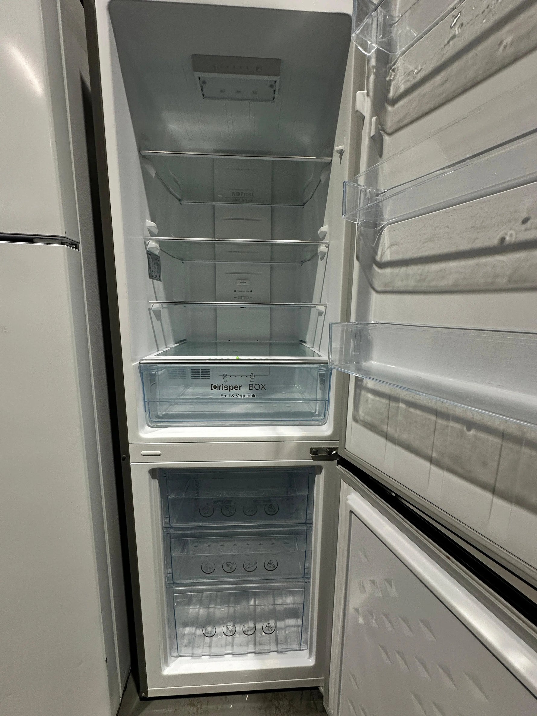 CHiQ 231L Bottom Mount Fridge Freezer – Refurbished | ADELAIDE