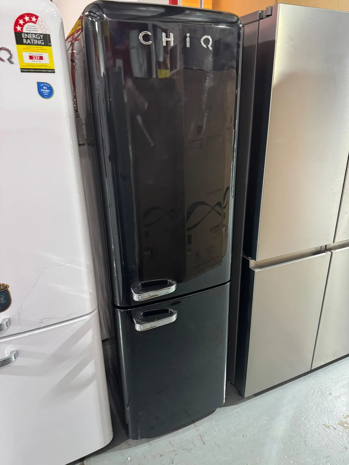 CHiQ 231L Retro Bottom Mount Fridge – Factory Second | SYDNEY