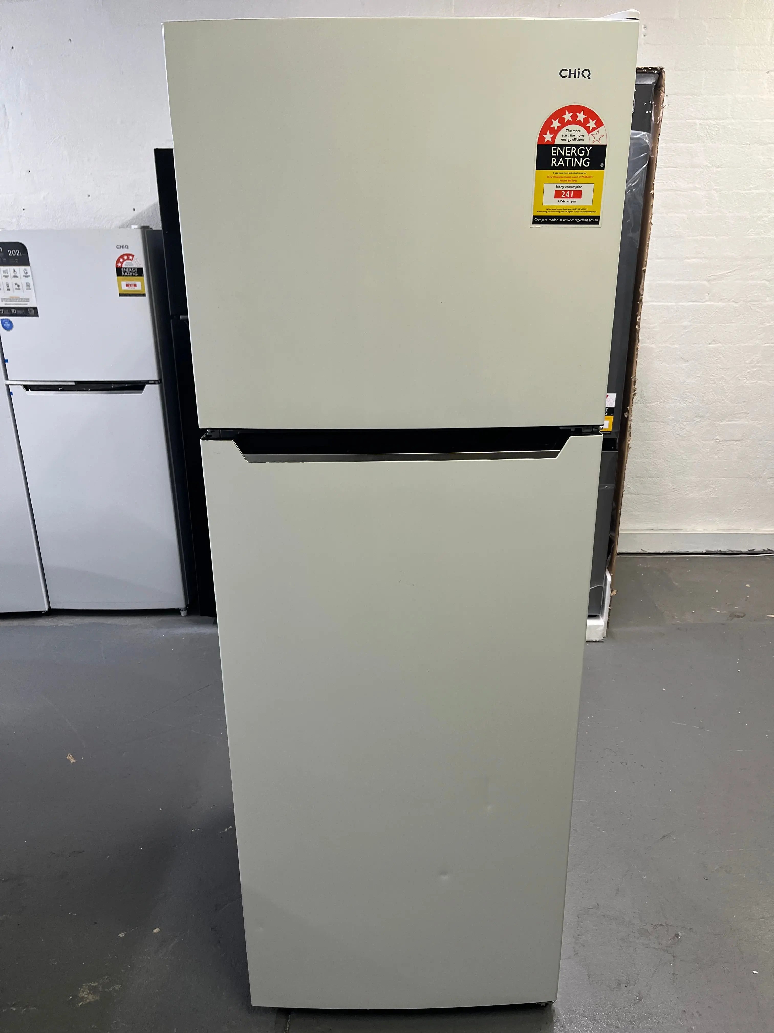 CHiQ 348L Top Mount Fridge CTM348NWSE – Frost Free, Multi Air Flow, Reversible Door | ALEXANDRIA