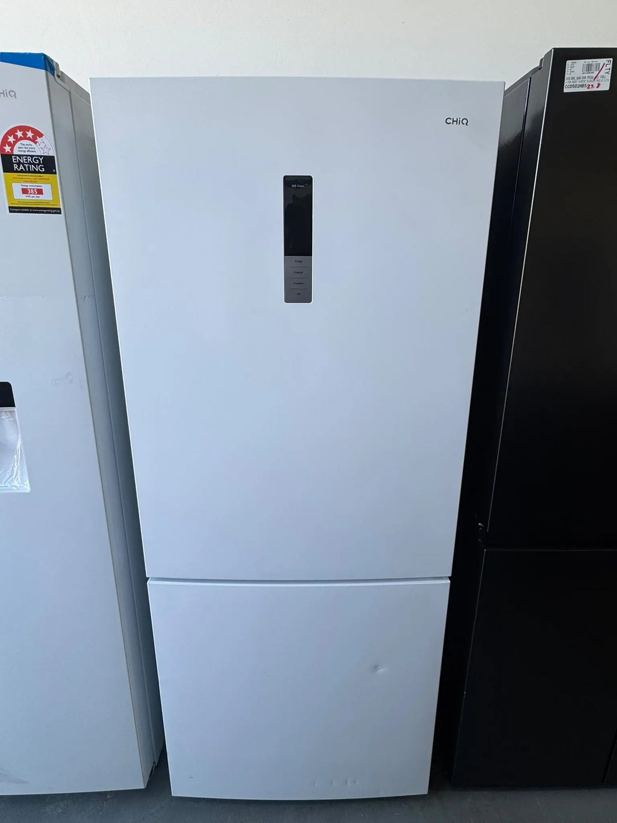 CHiQ 396L Bottom Mount Fridge Freezer in White – Factory Second | PERTH