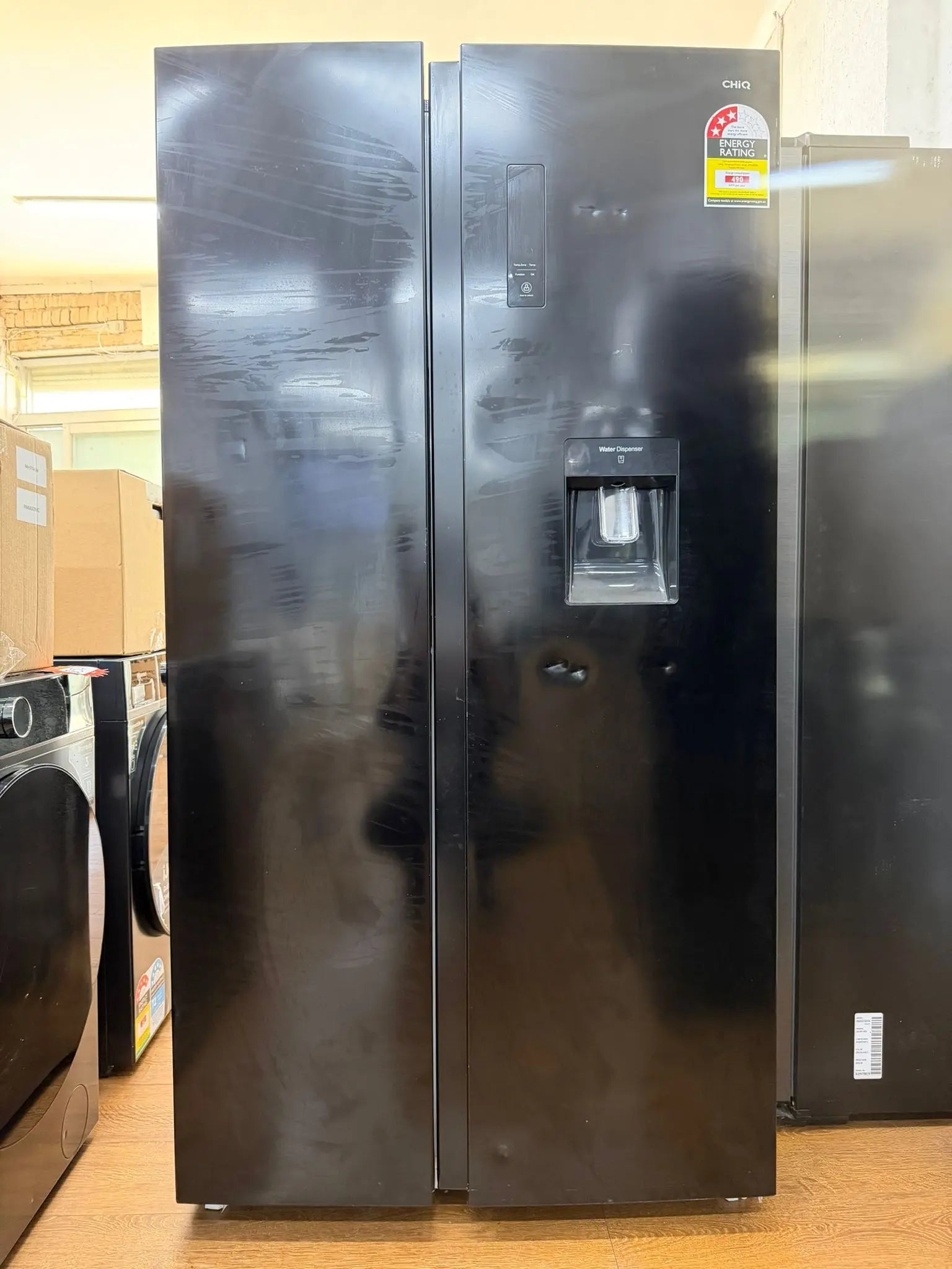 CHiQ 559L Side By Side Refrigerator – Refurbished (Water Dispenser, Inverter, Frost Free) | RESERVOIR