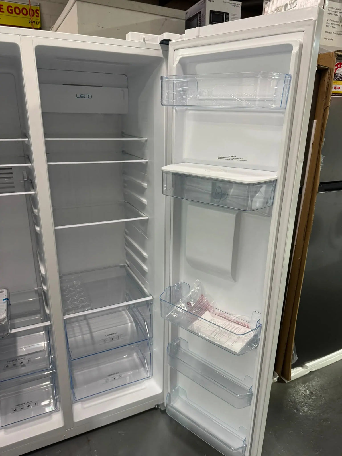 CHiQ 559L White Side by Side Fridge Freezer – Factory Second | SYDNEY