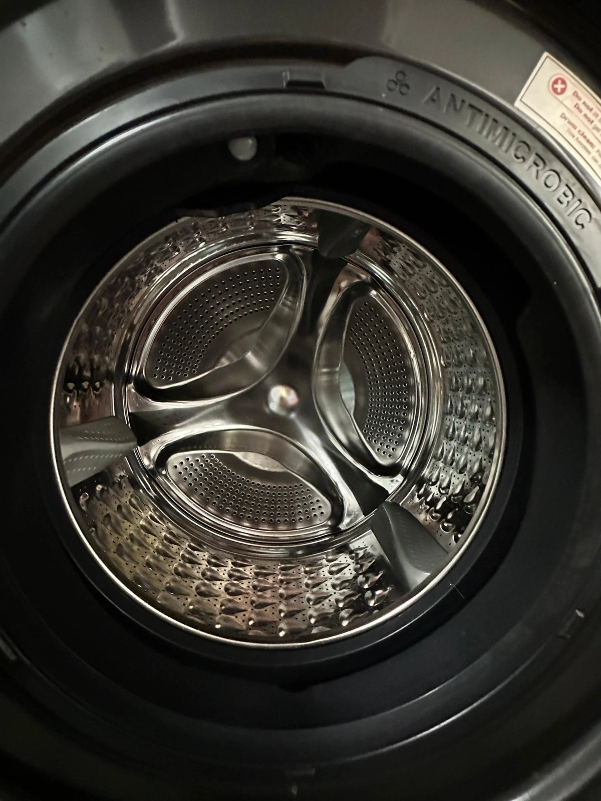 CHiQ 8.5kg Front Load Washer only – Refurbished | ADELAIDE