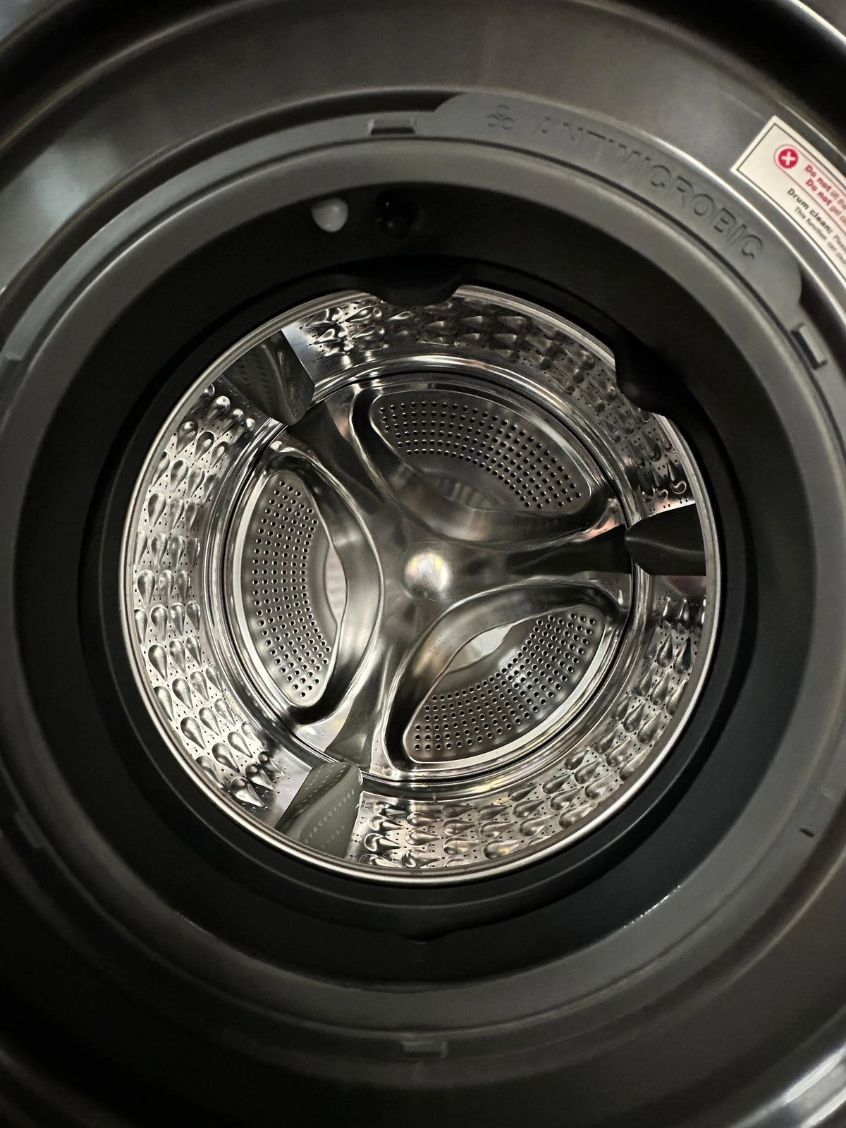 CHiQ 8.5kg Front Load Washing Machine WFL85PL48G1 – Refurbished | ADELAIDE