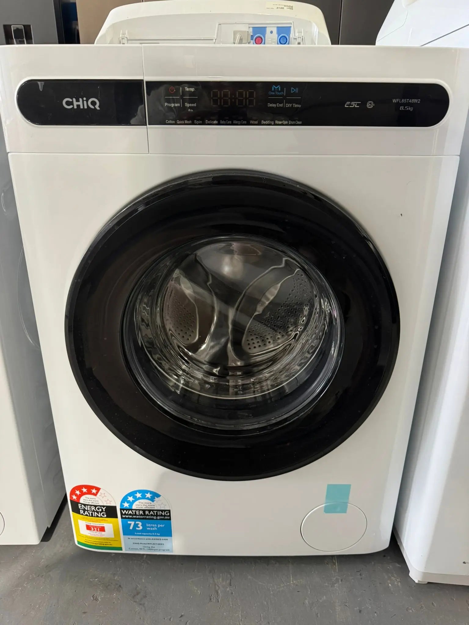 CHiQ 8.5kg Front Load Washing Machine (Near New Condition) | PERTH