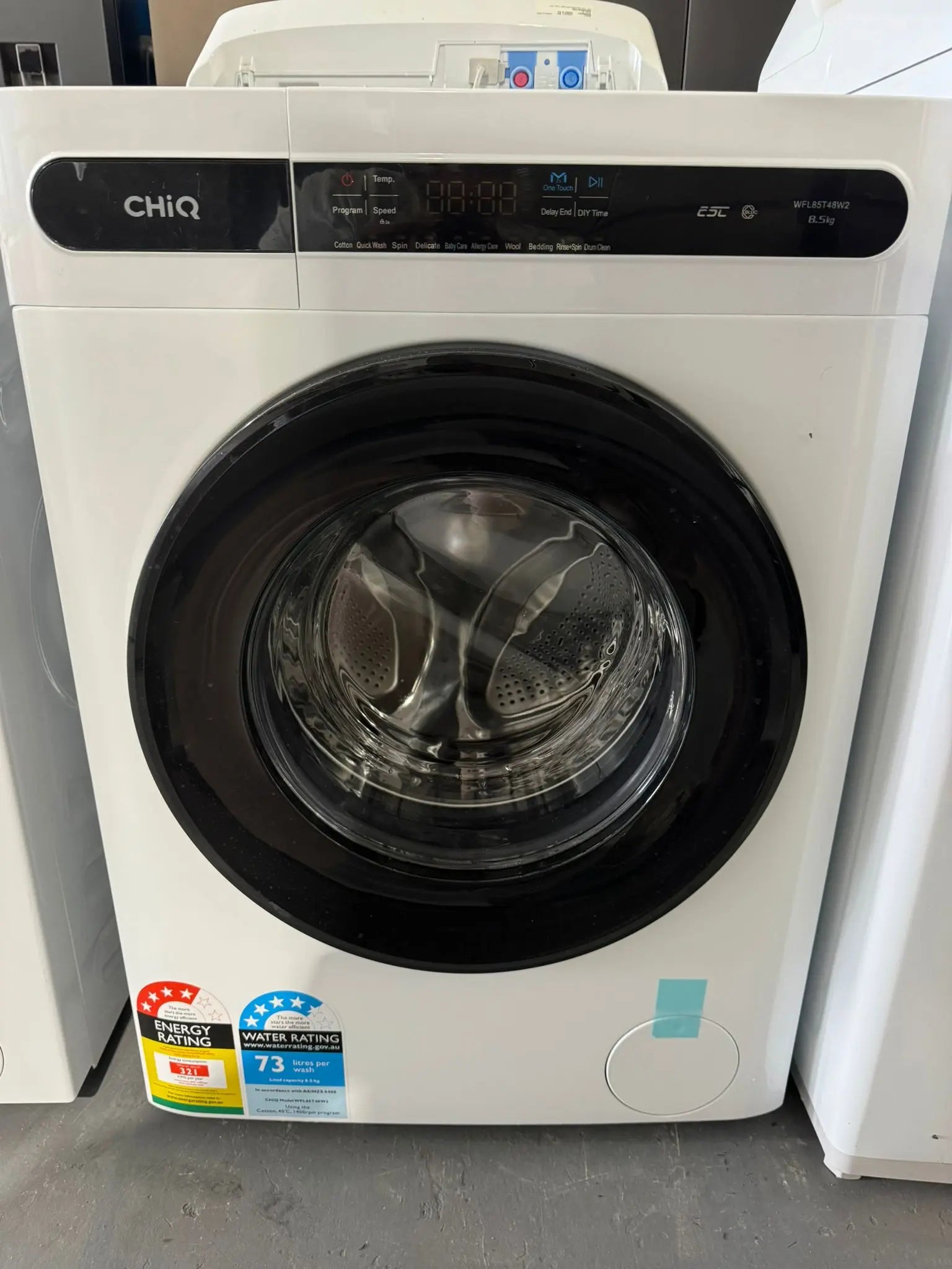CHiQ 8.5kg Front Load Washing Machine (Near New Condition) | PERTH