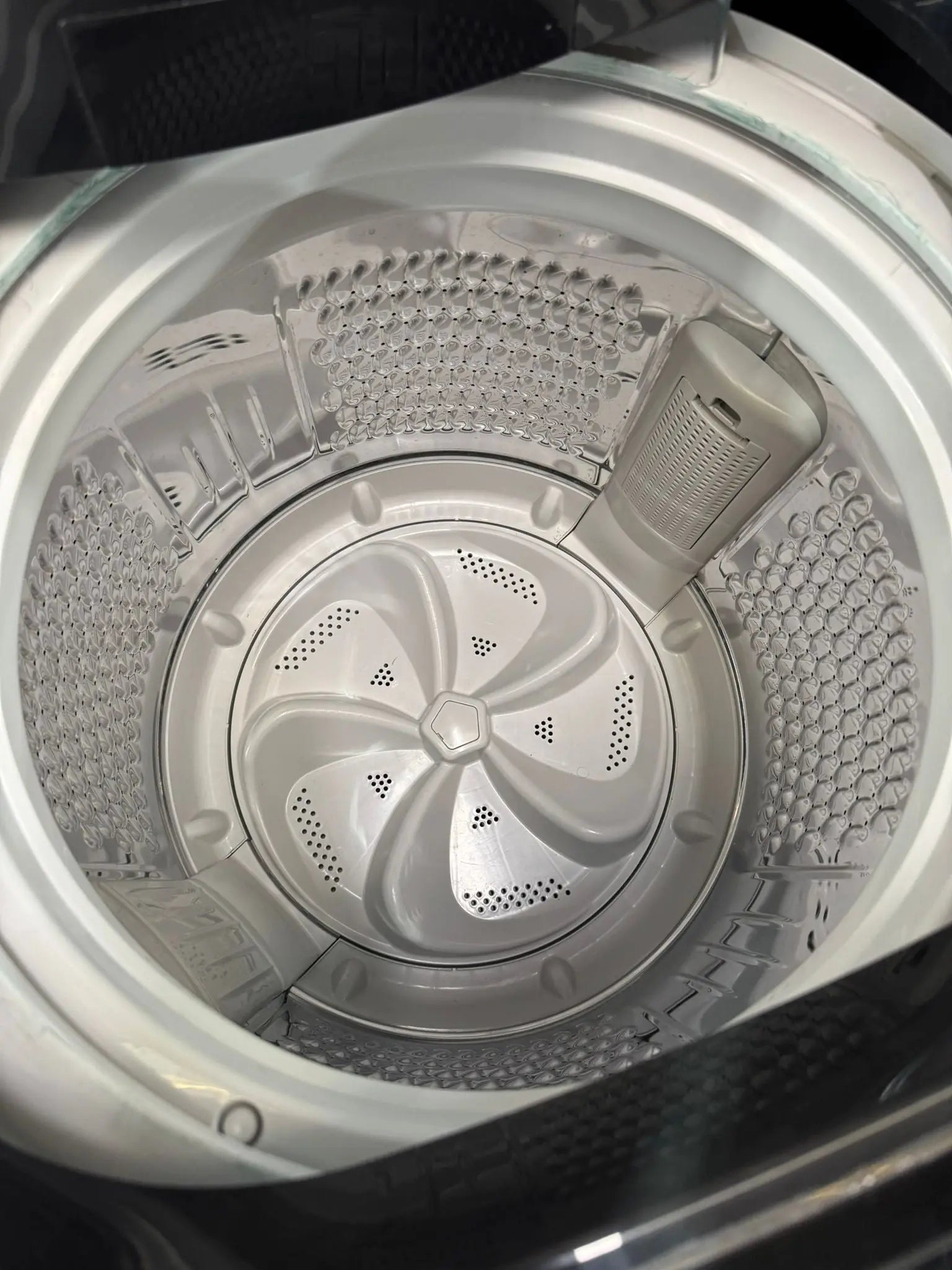 CHiQ 8kg Top Load Washing Machine – Refurbished | SYDNEY