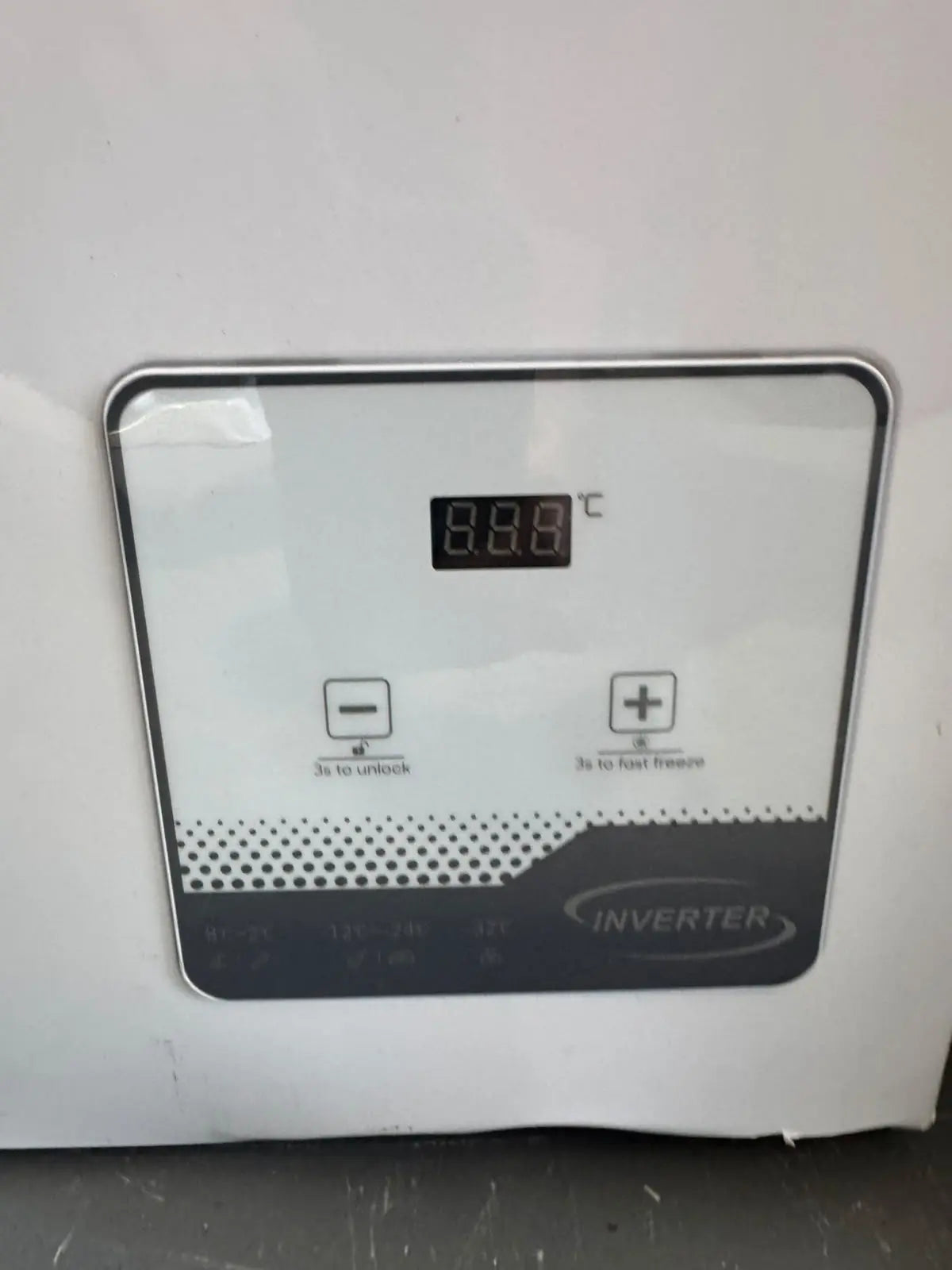 CHiQ CCF142WE 142L Chest Freezer – Factory Second | PERTH