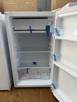 CHiQ CSR092DW 92L Bar Fridge – White (Factory Second, Compact Mini Fridge, Reversible Door) | RESERVOIR