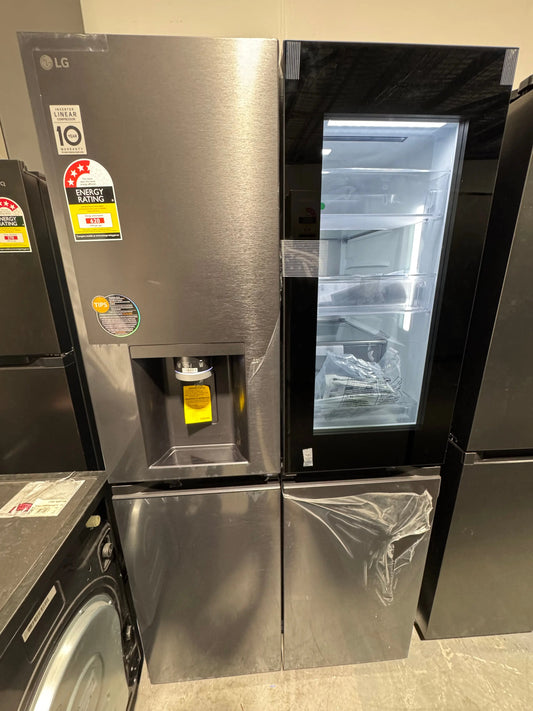 Carton damage LG 847 litres instaview fridge freezer | PERTH