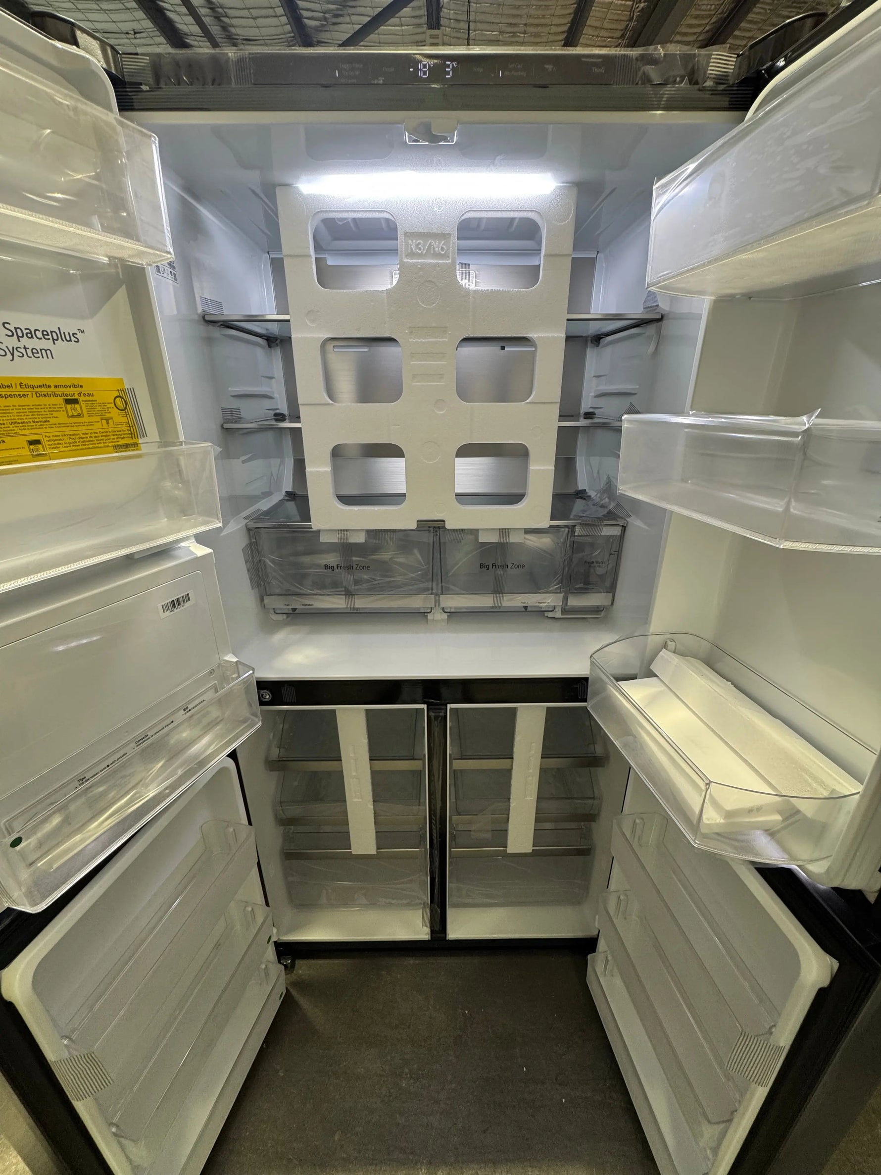 Cartoon damaged LG 636 Litres fridge freezer | PERTH